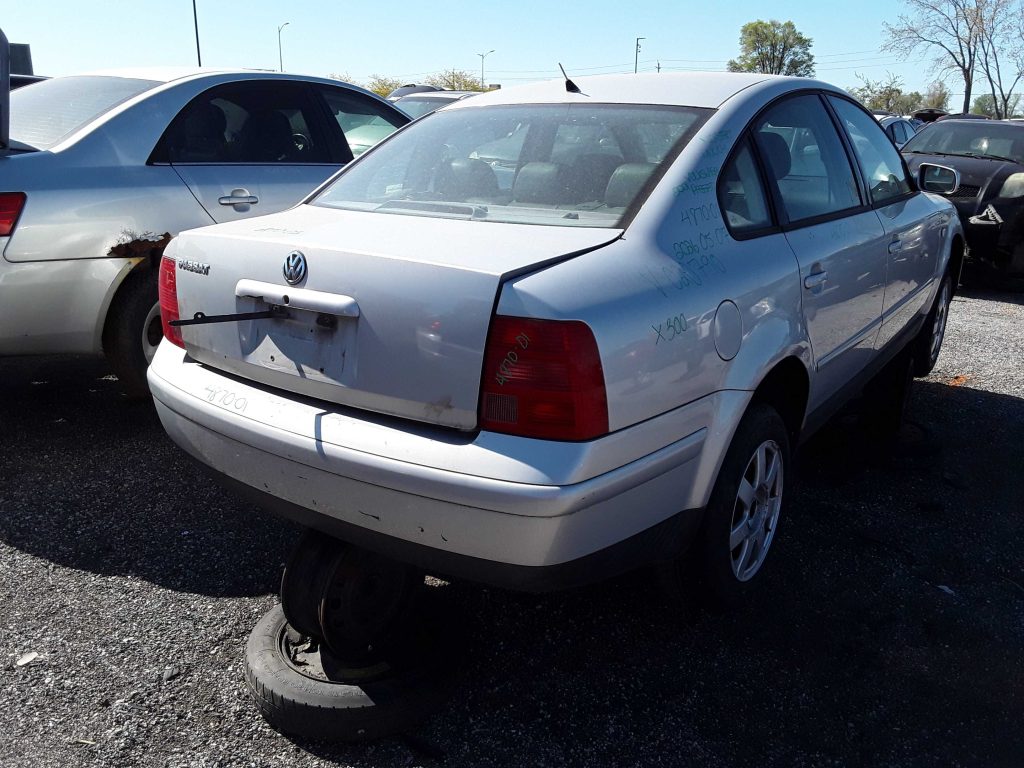 VOLKSWAGEN PASSAT 2001