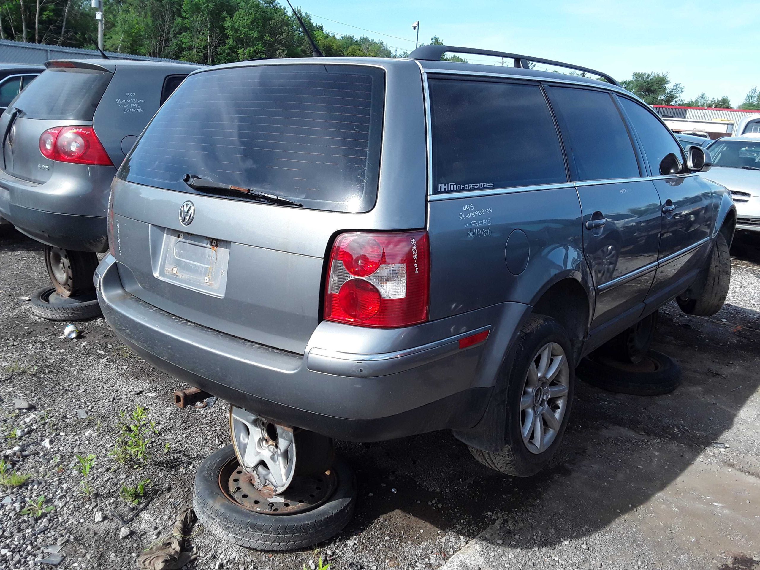 VOLKSWAGEN PASSAT 2004