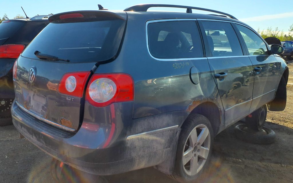 VOLKSWAGEN PASSAT 2010