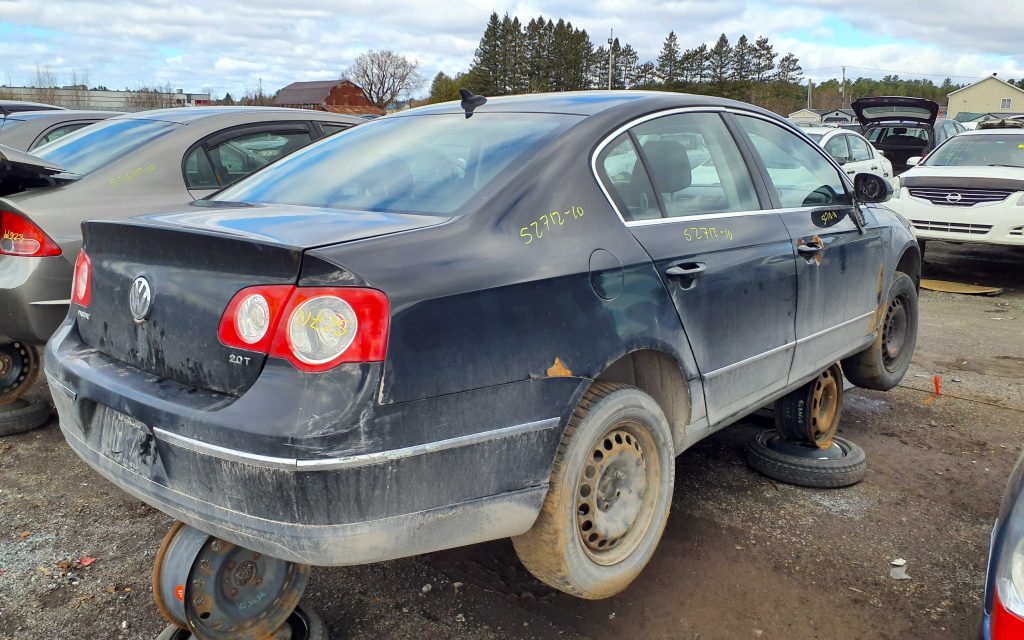 VOLKSWAGEN PASSAT 2010