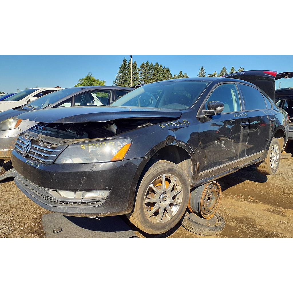 VOLKSWAGEN PASSAT 2013