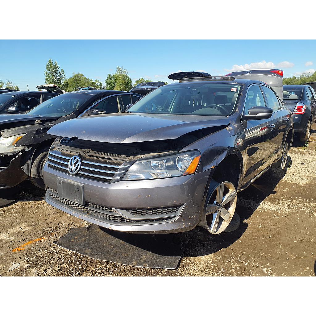 VOLKSWAGEN PASSAT 2015