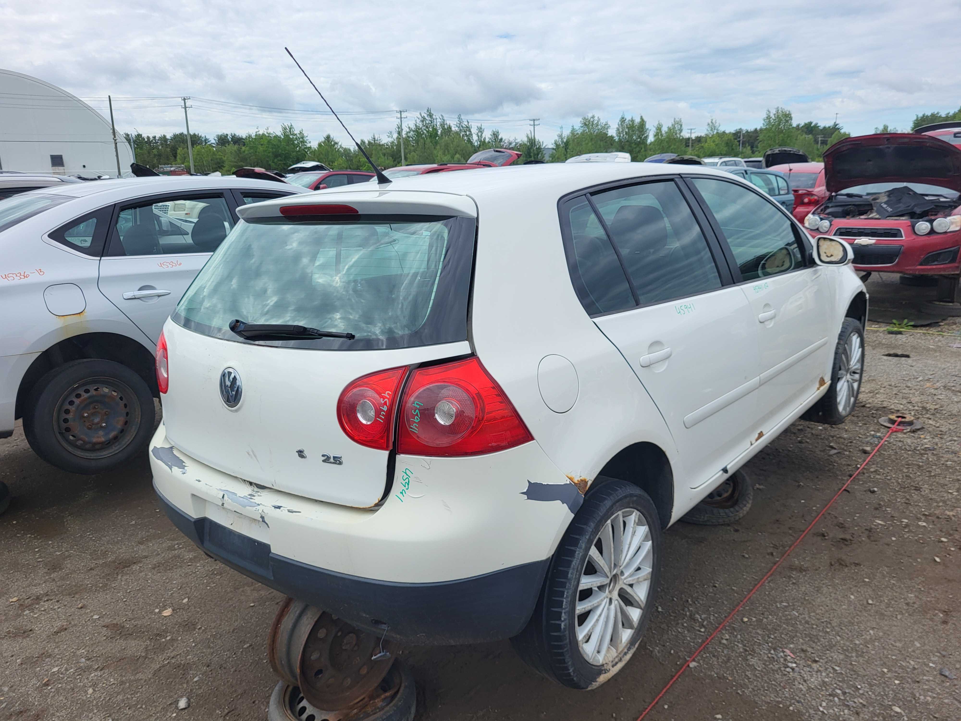 VOLKSWAGEN RABBIT 2009