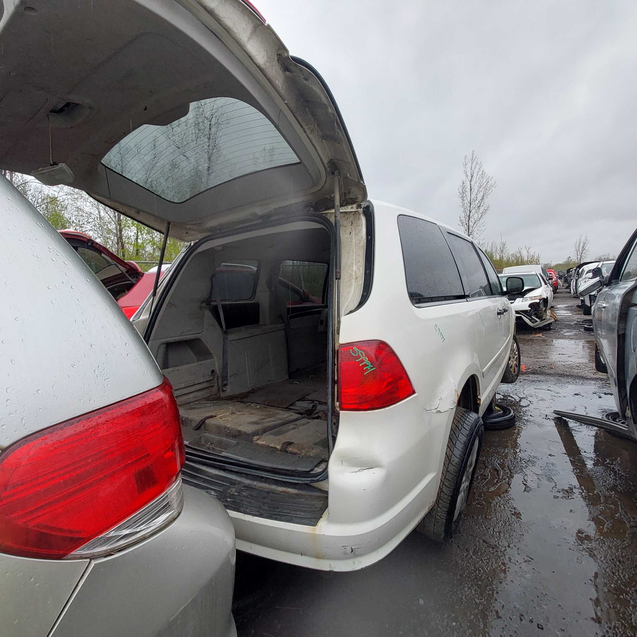 VOLKSWAGEN ROUTAN 2010