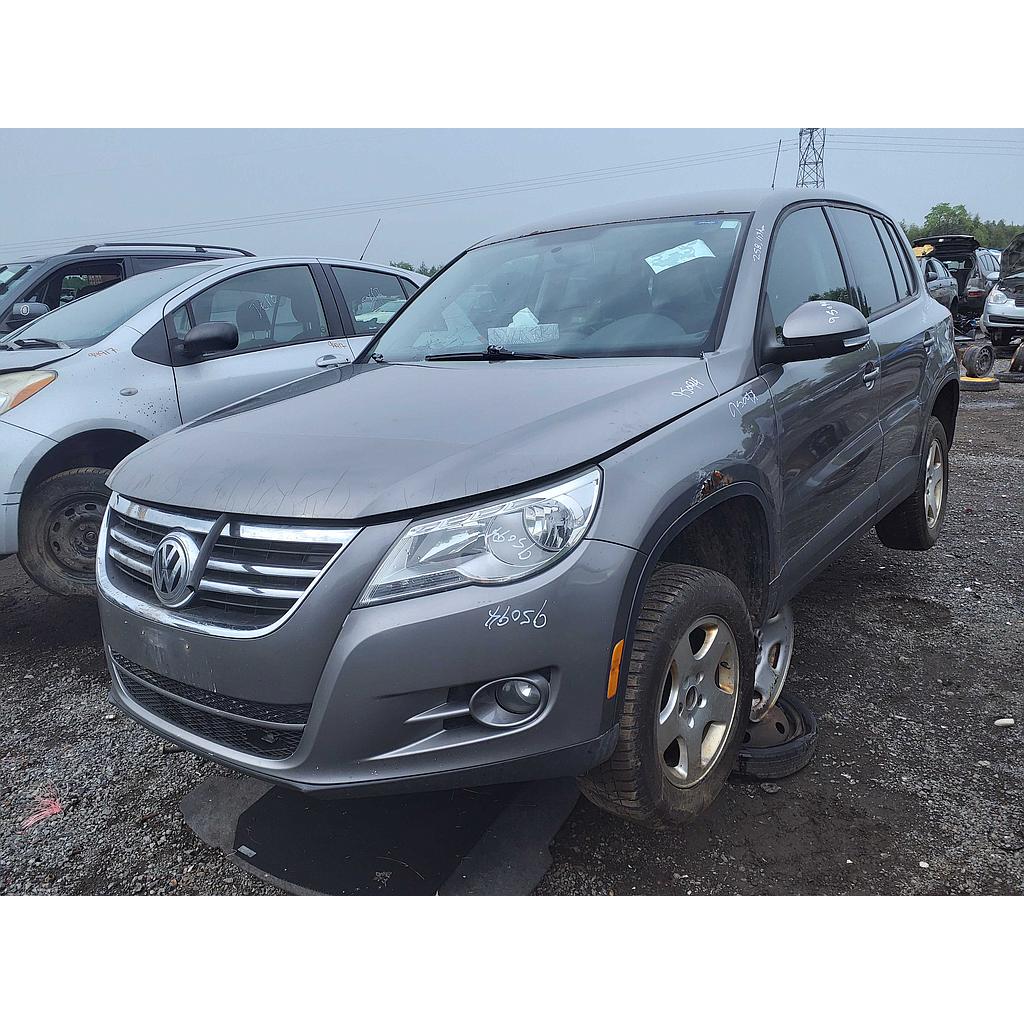 VOLKSWAGEN TIGUAN 2011