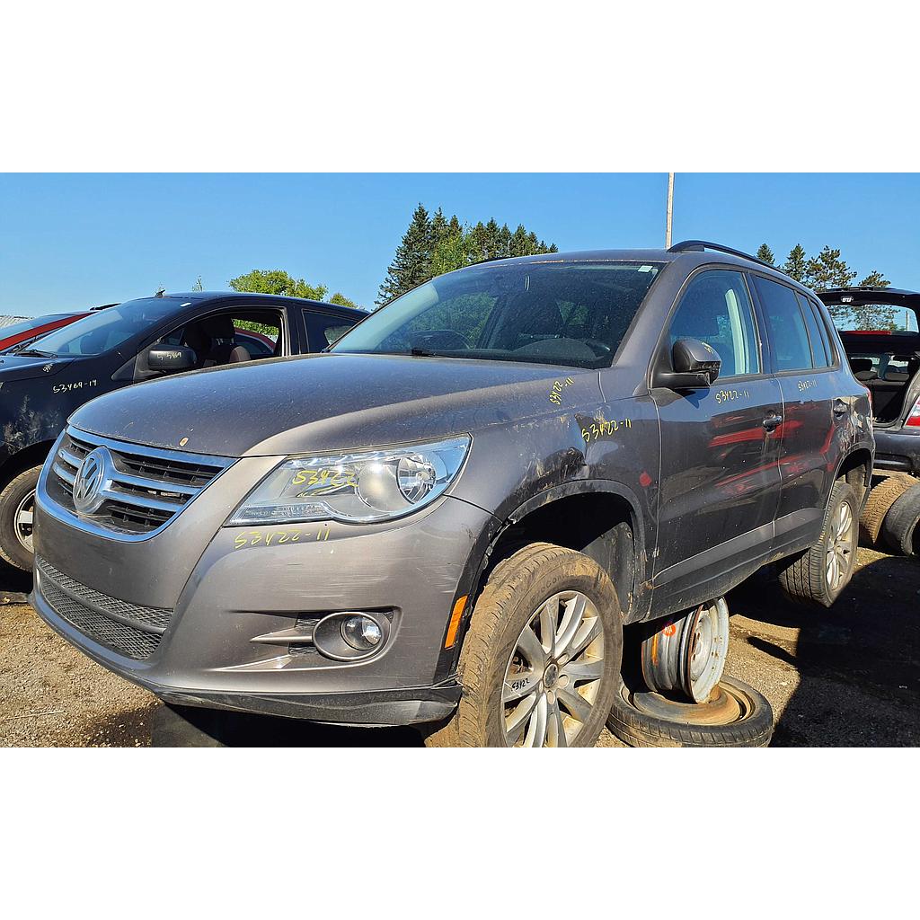 VOLKSWAGEN TIGUAN 2011