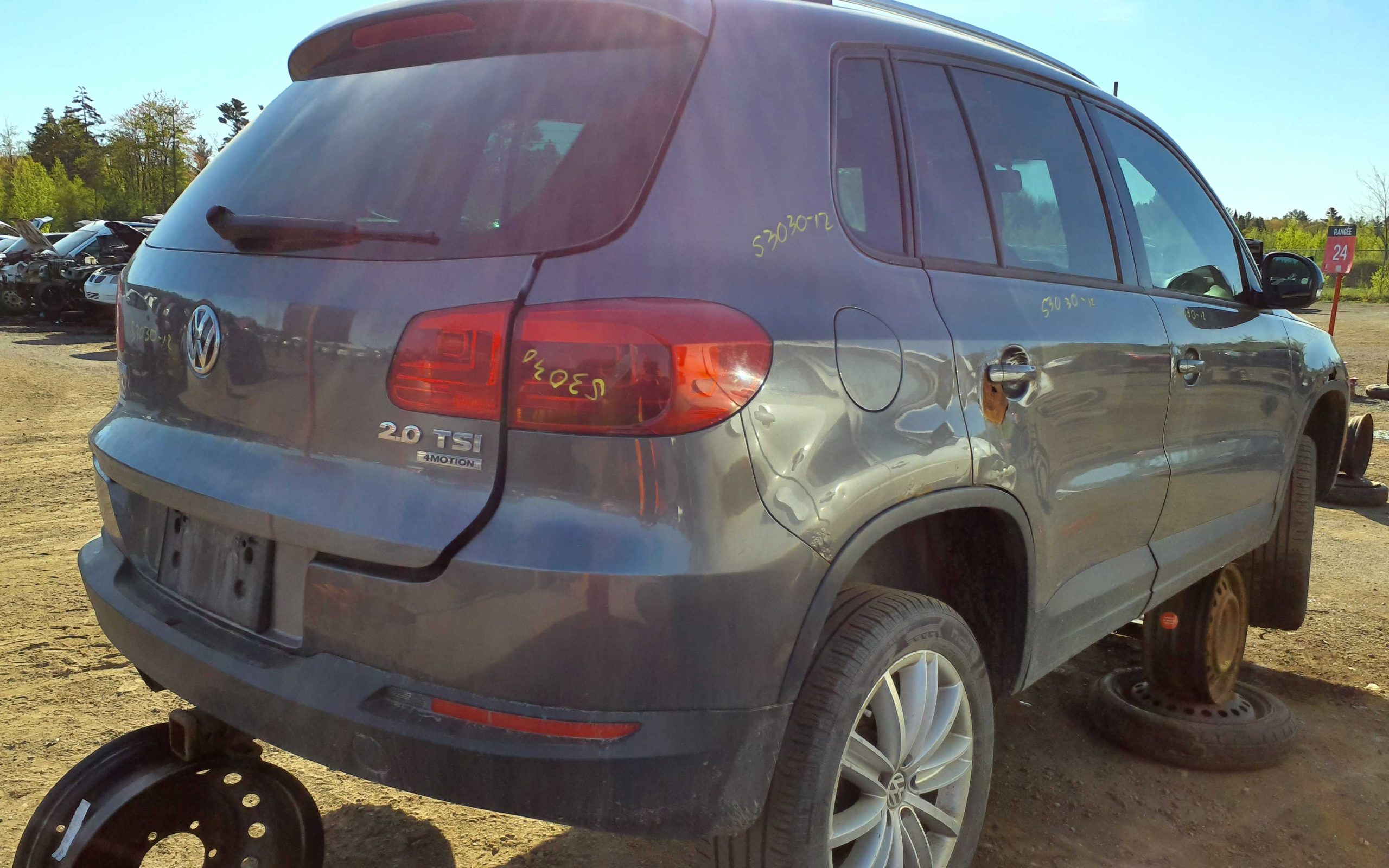 VOLKSWAGEN TIGUAN 2012