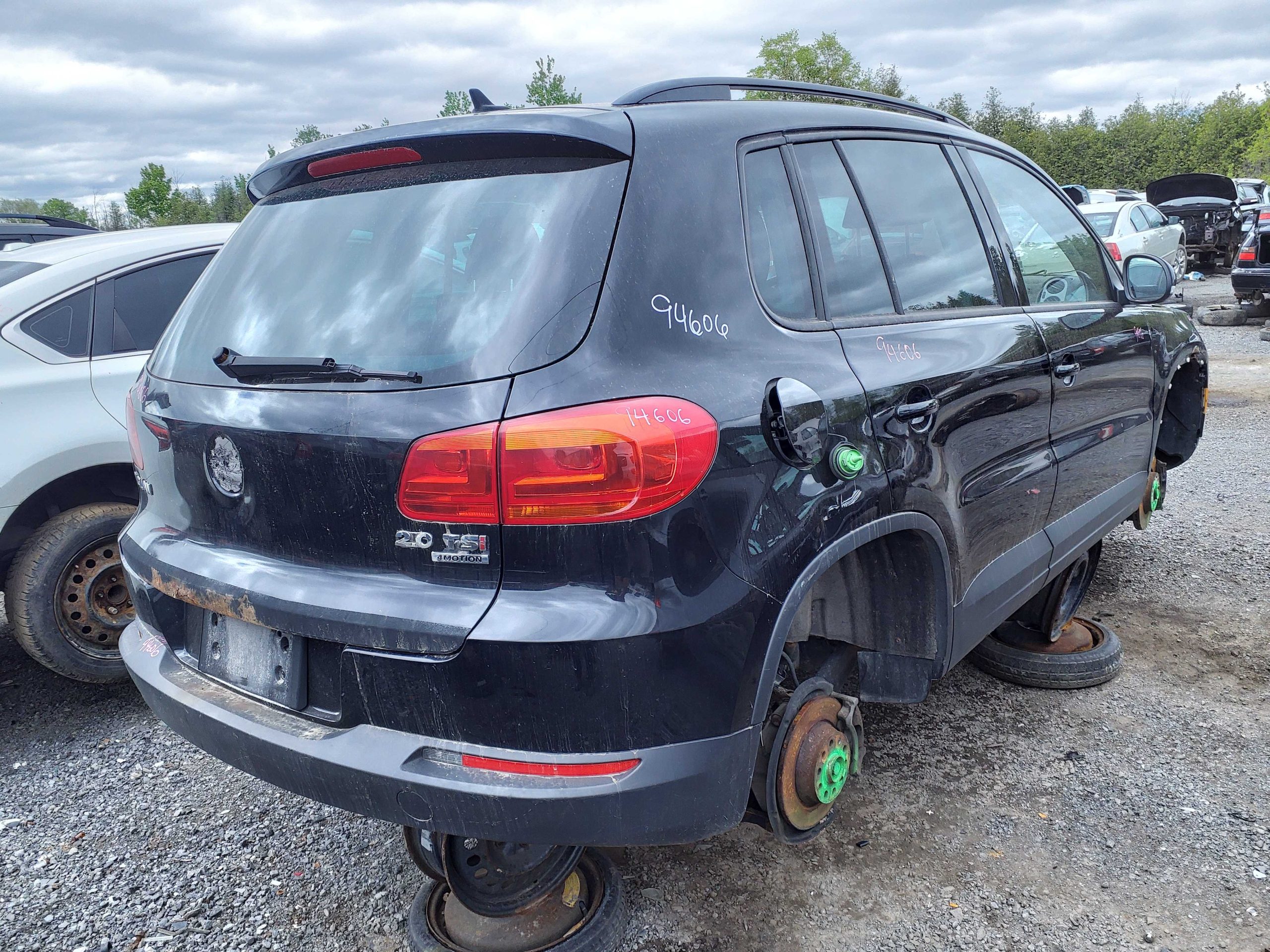 VOLKSWAGEN TIGUAN 2014