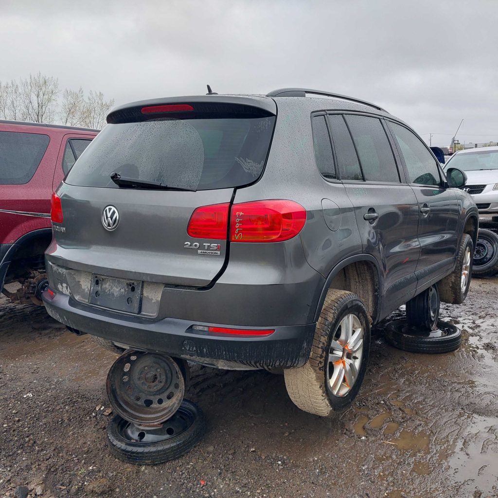 VOLKSWAGEN TIGUAN 2014