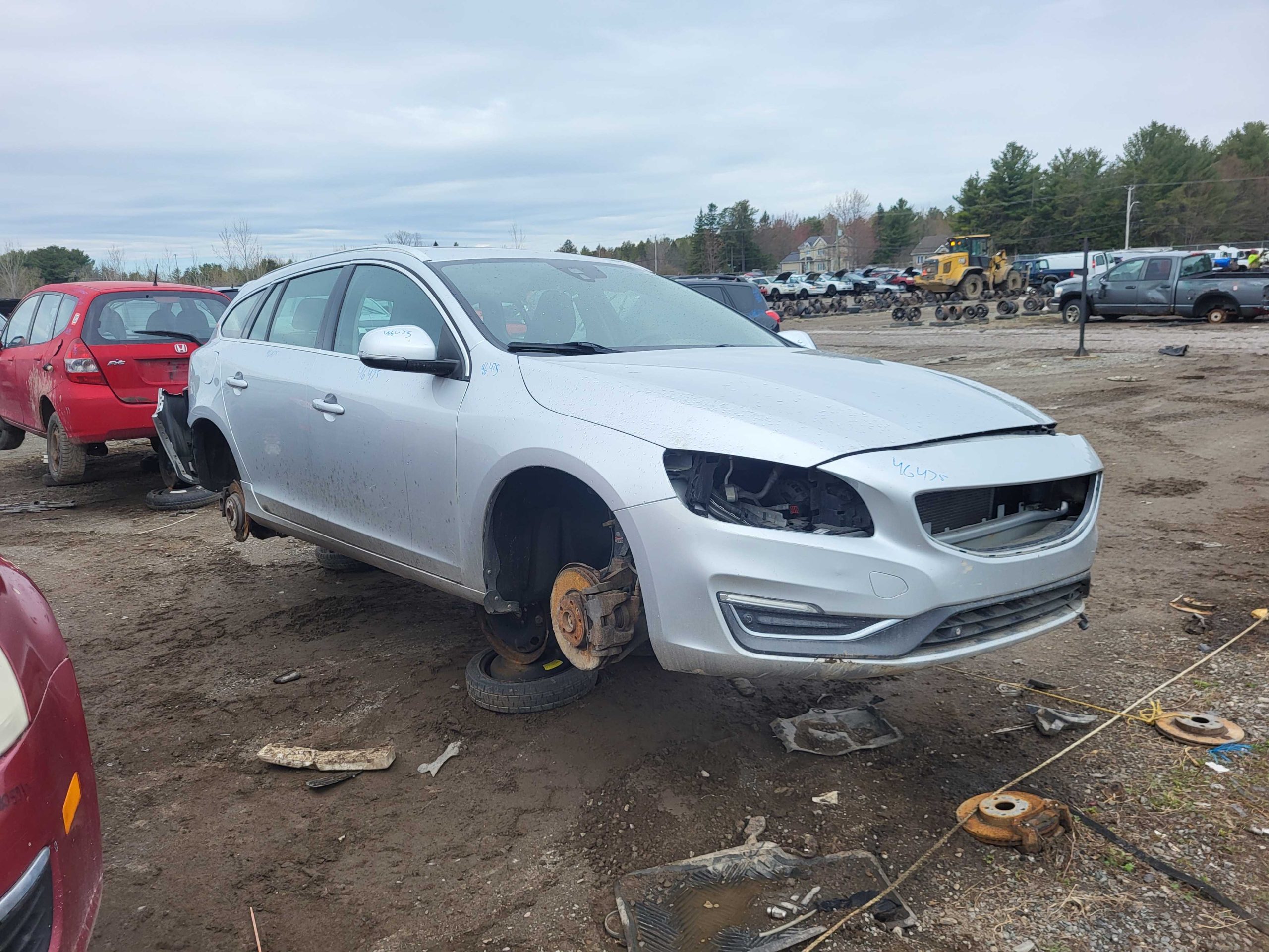 VOLVO V60 2015