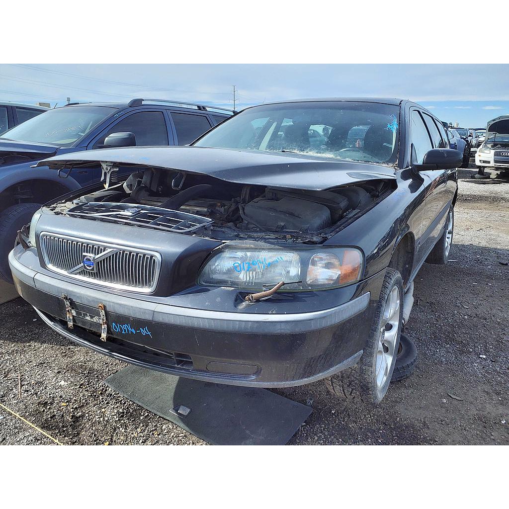 VOLVO V70 2004