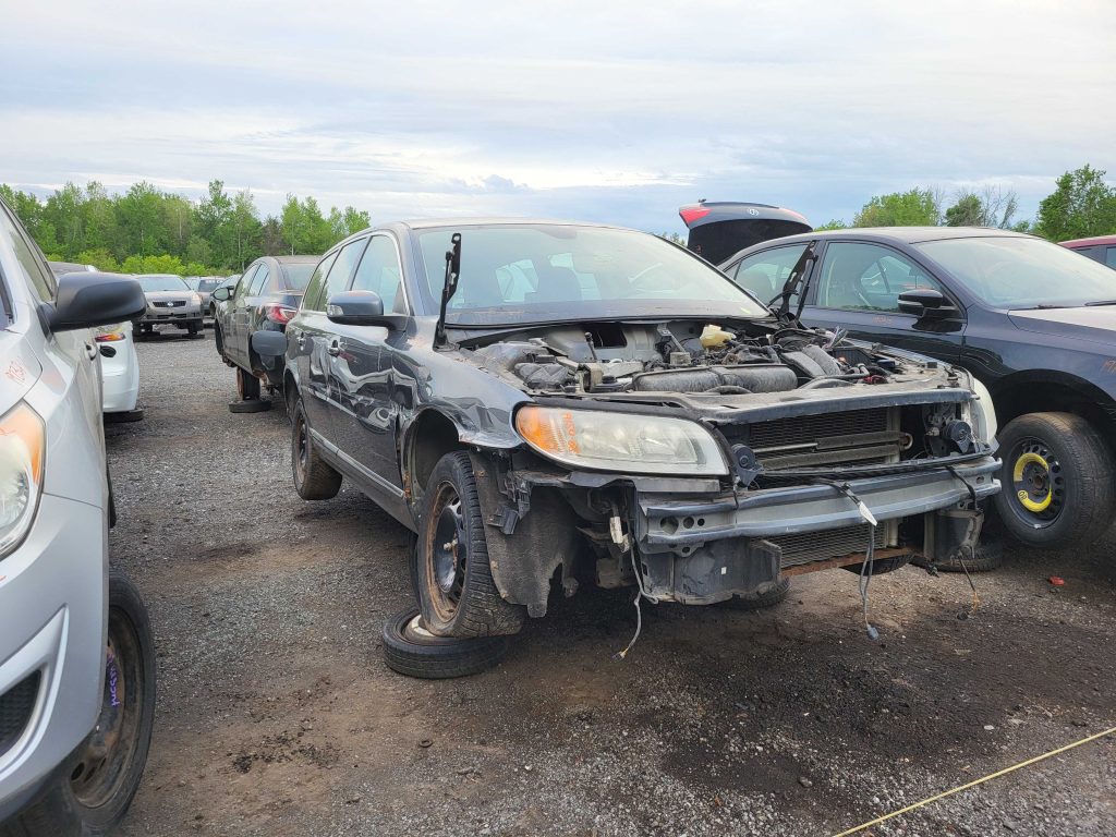 VOLVO V70 2008