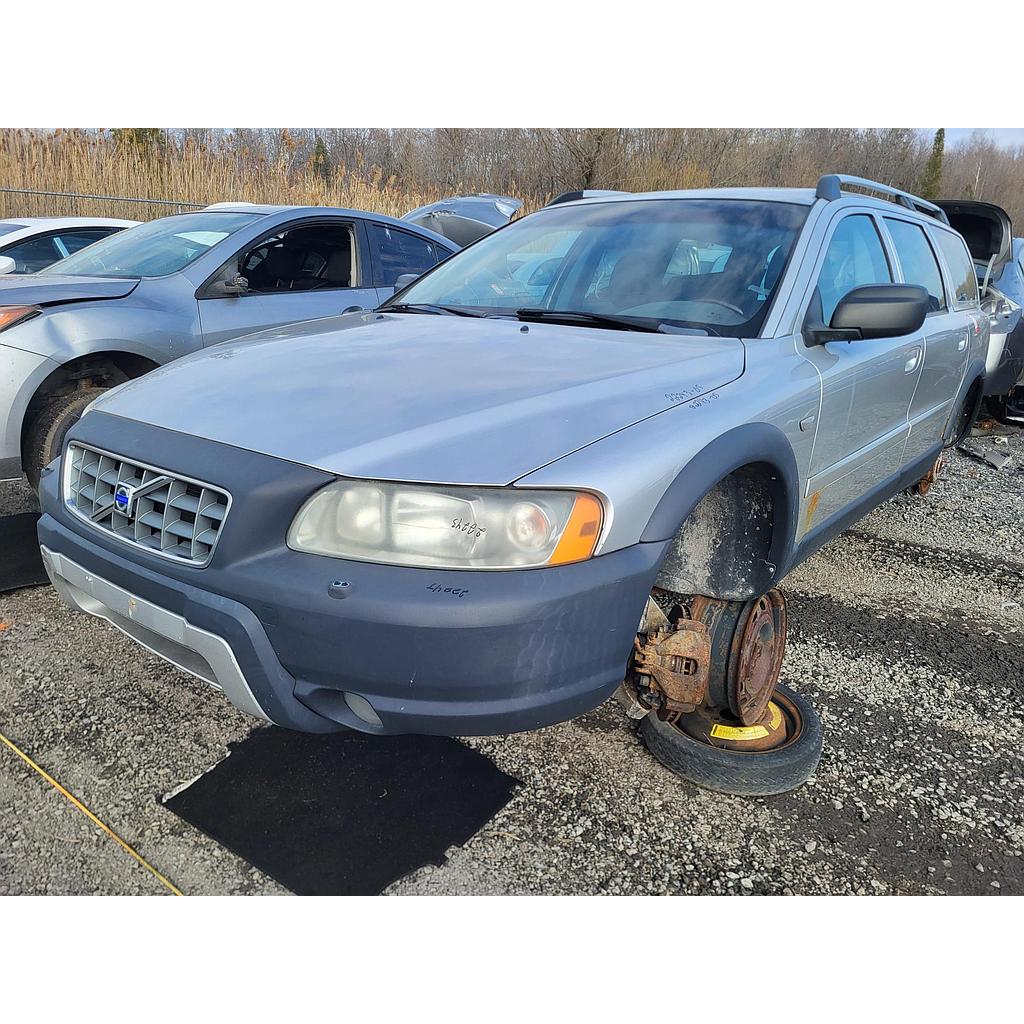 VOLVO XC70 2005