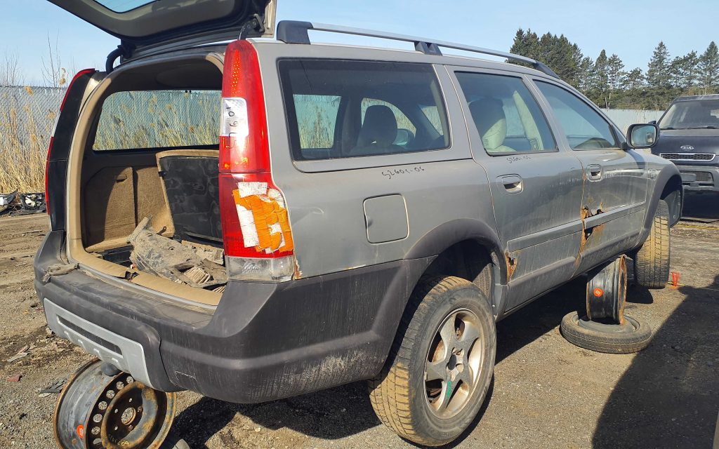 VOLVO XC70 2005