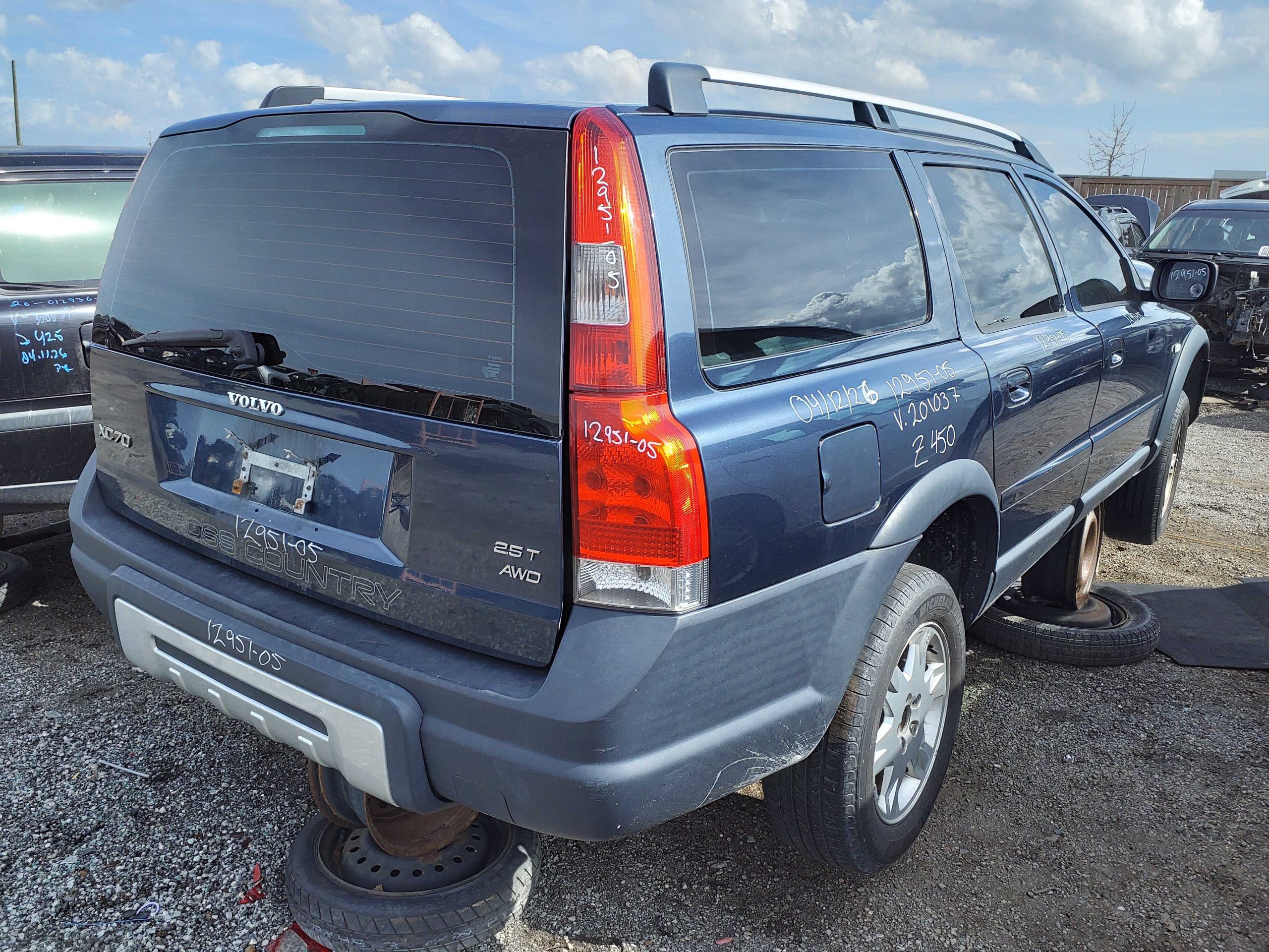 VOLVO XC70 2005