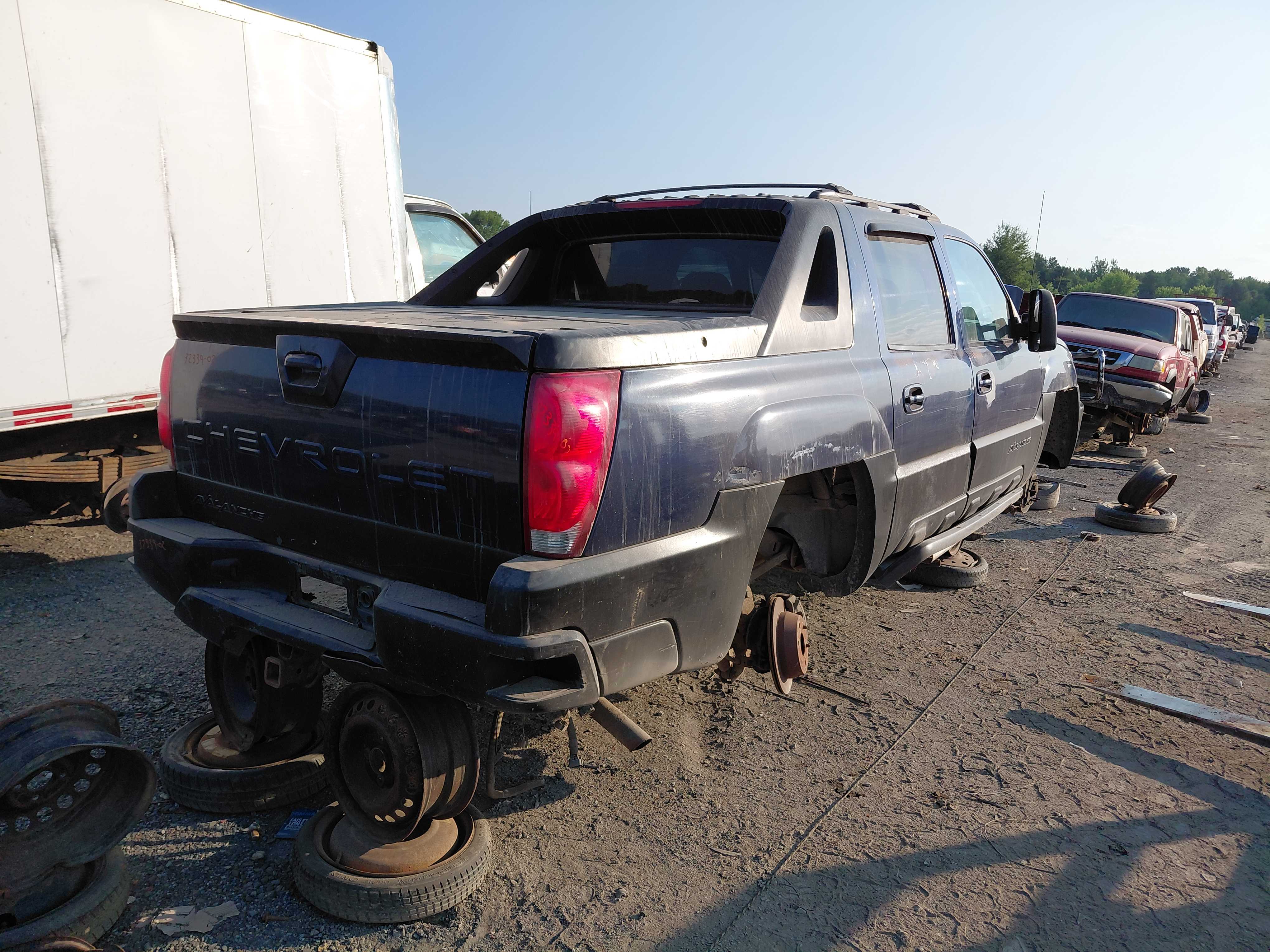 CHEVROLET AVALANCHE 2002