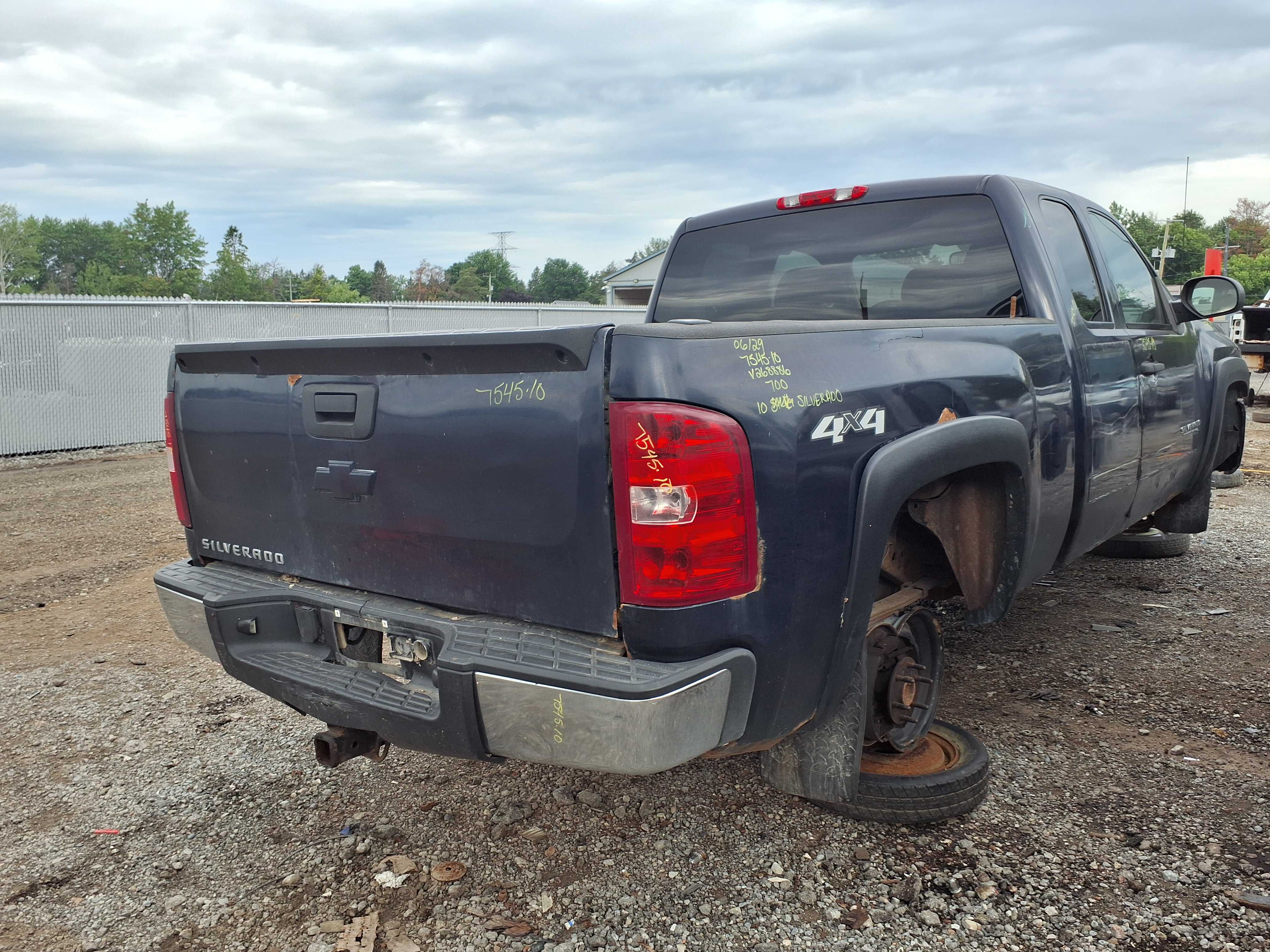 CHEVROLET SILVERADO 1500 2010