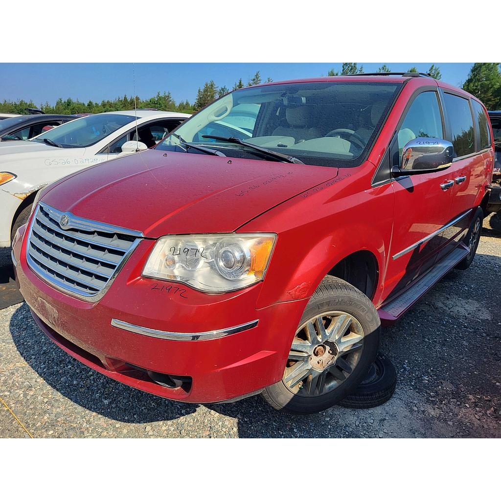 CHRYSLER TOWN & COUNTRY 2010