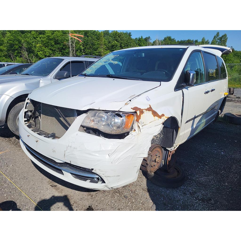 CHRYSLER TOWN & COUNTRY 2015