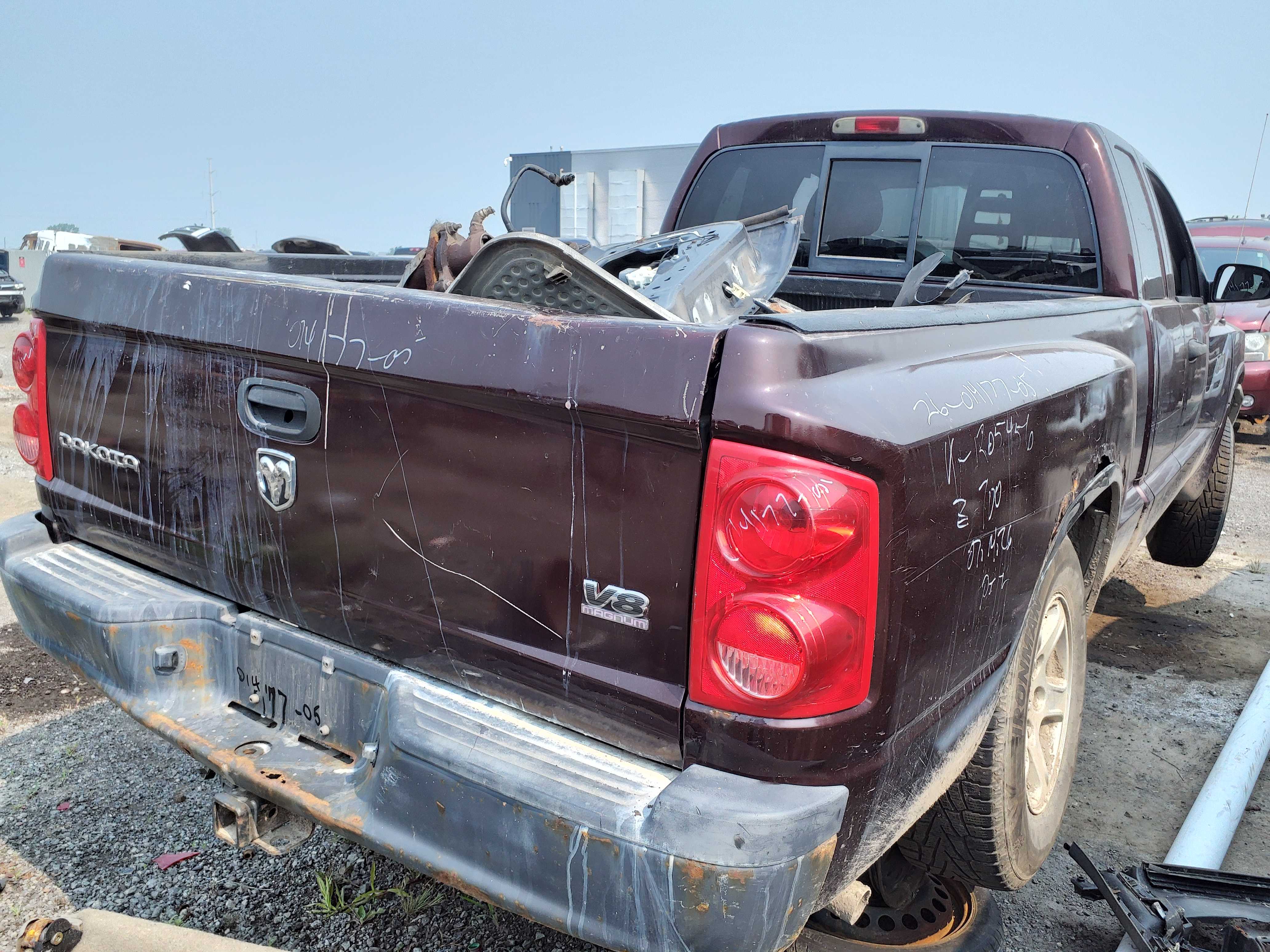 DODGE DAKOTA 2005