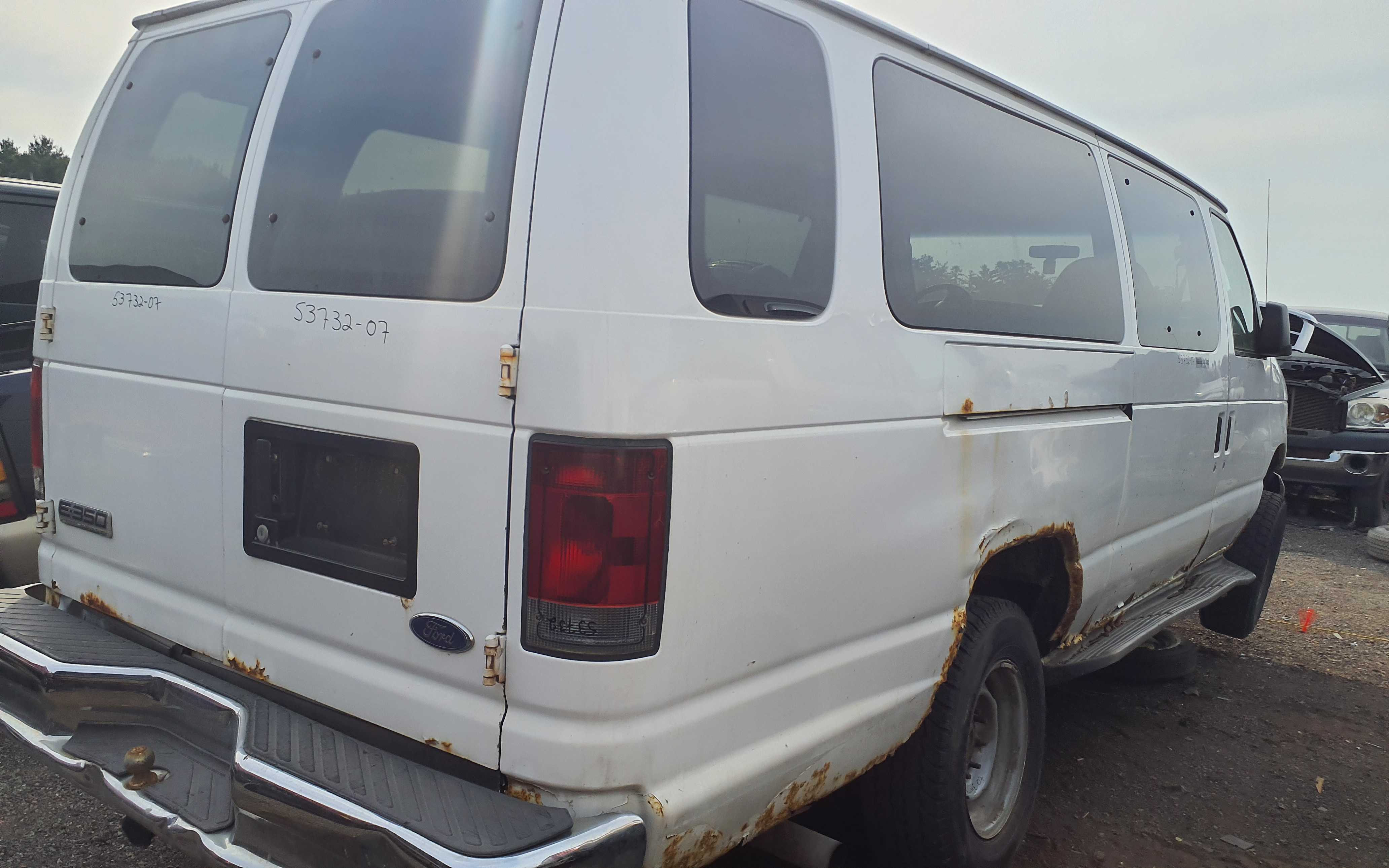 FORD ECONOLINE 2007