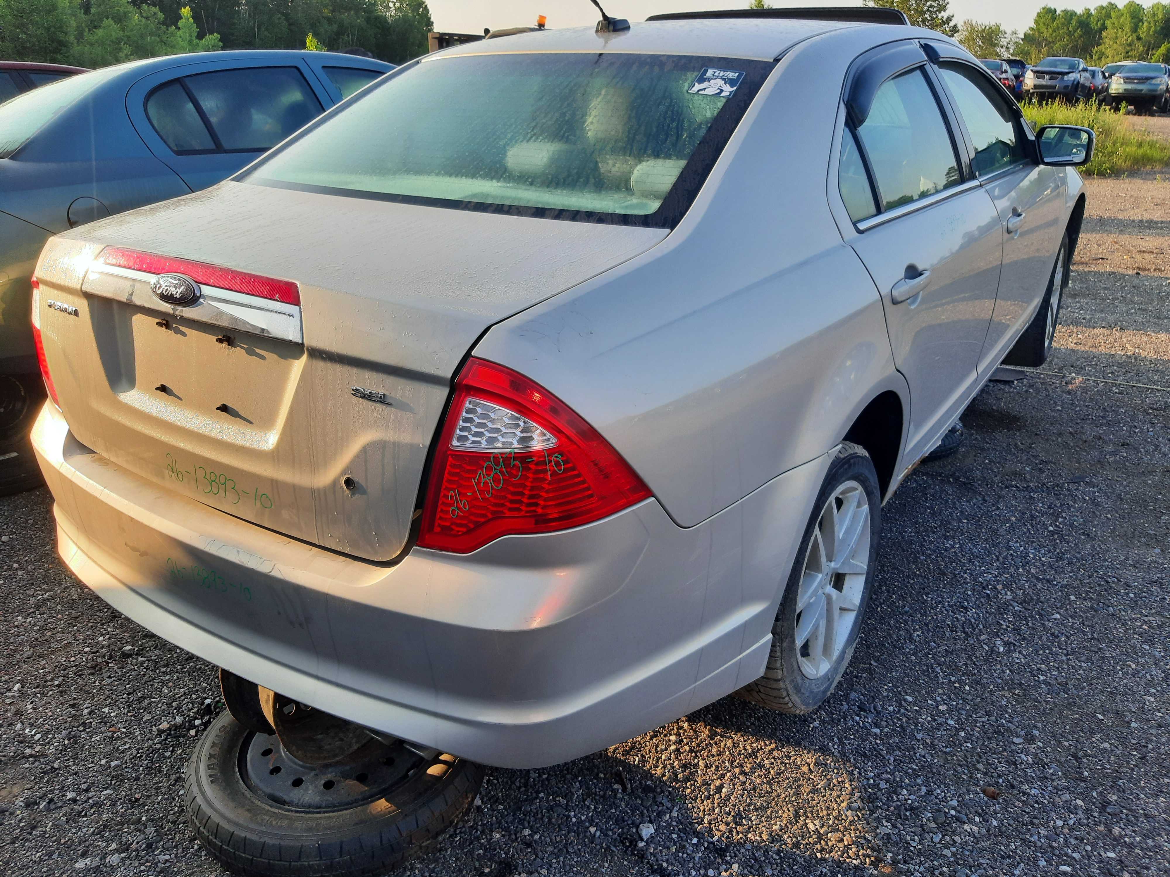 FORD FUSION 2010