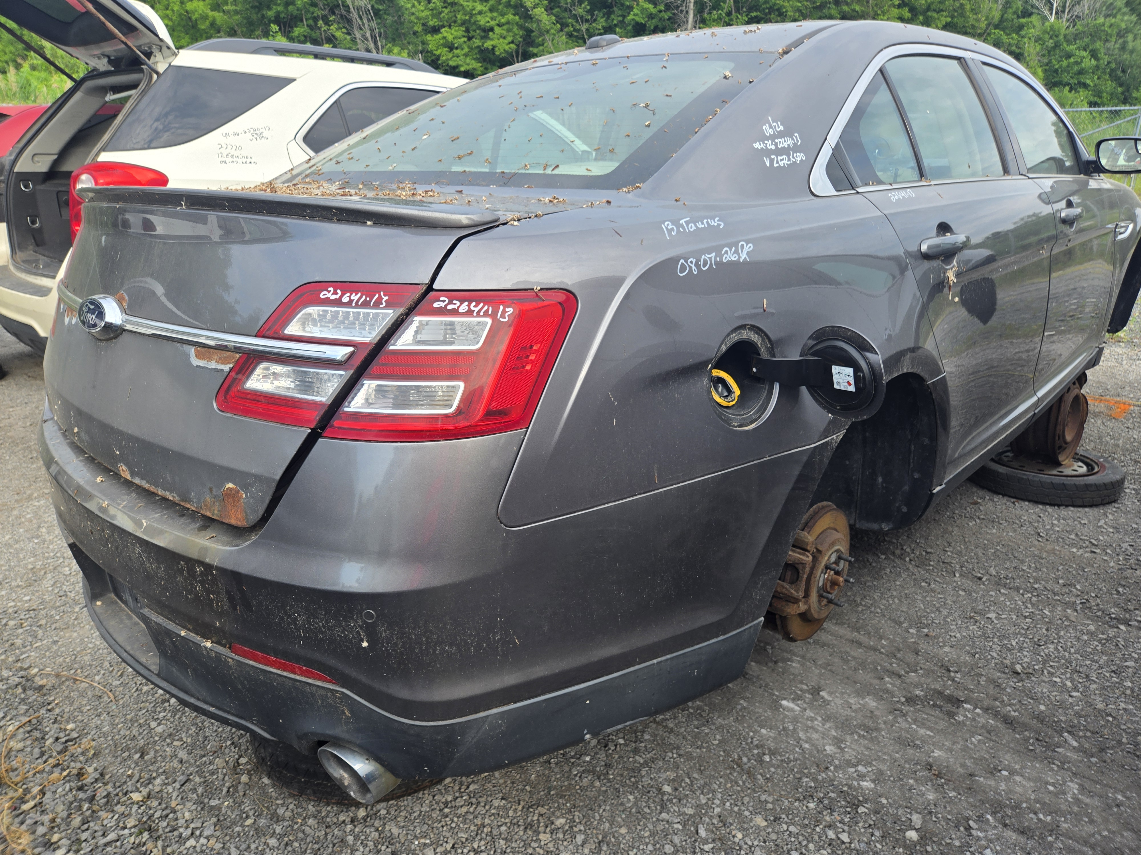 FORD TAURUS 2013