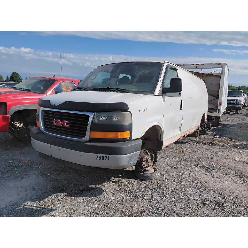 GMC SAVANA CARGO 2012