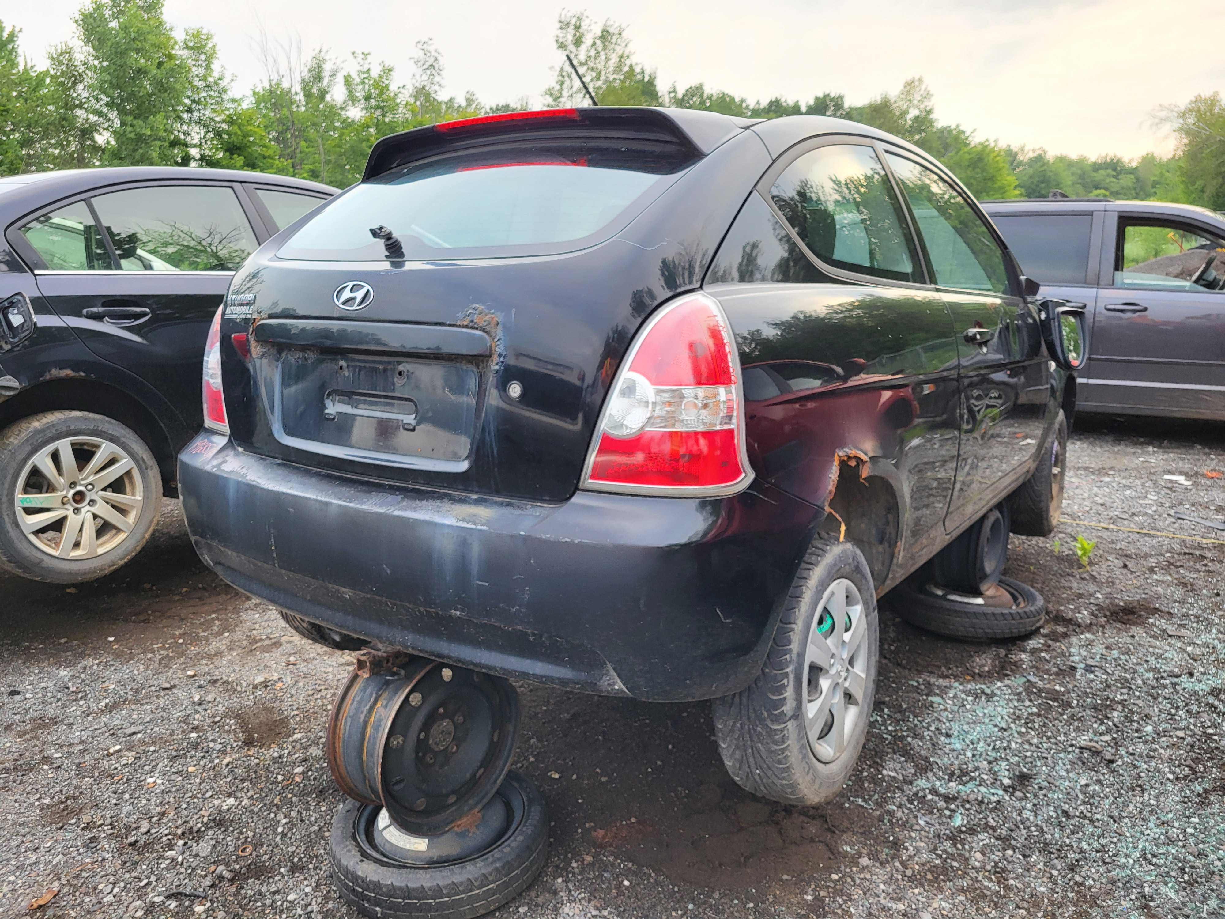 HYUNDAI ACCENT 2009