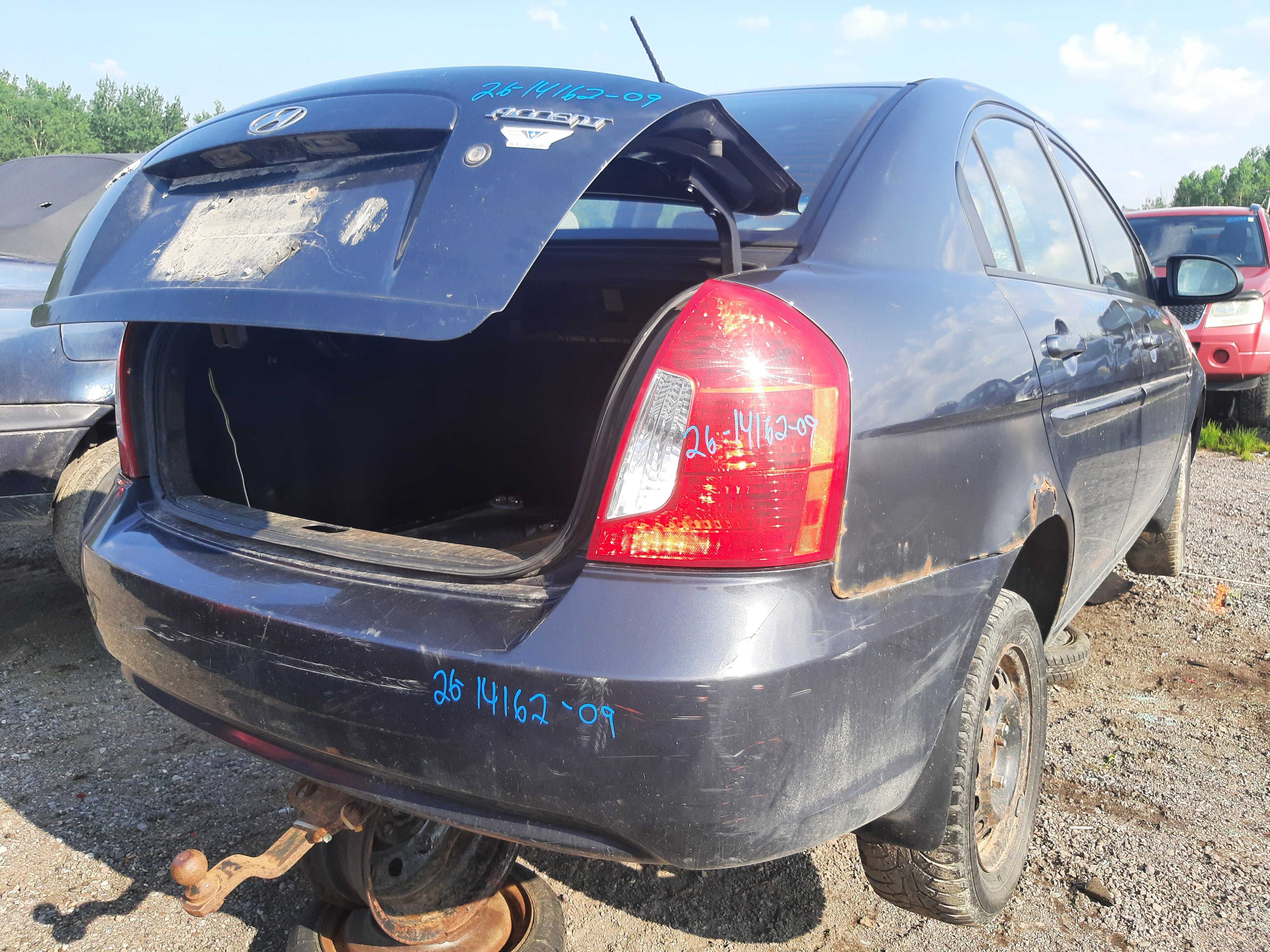 HYUNDAI ACCENT 2009