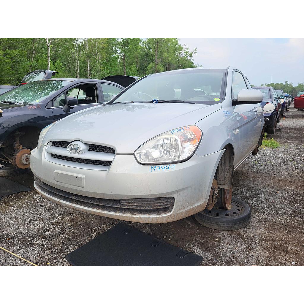 HYUNDAI ACCENT 2011