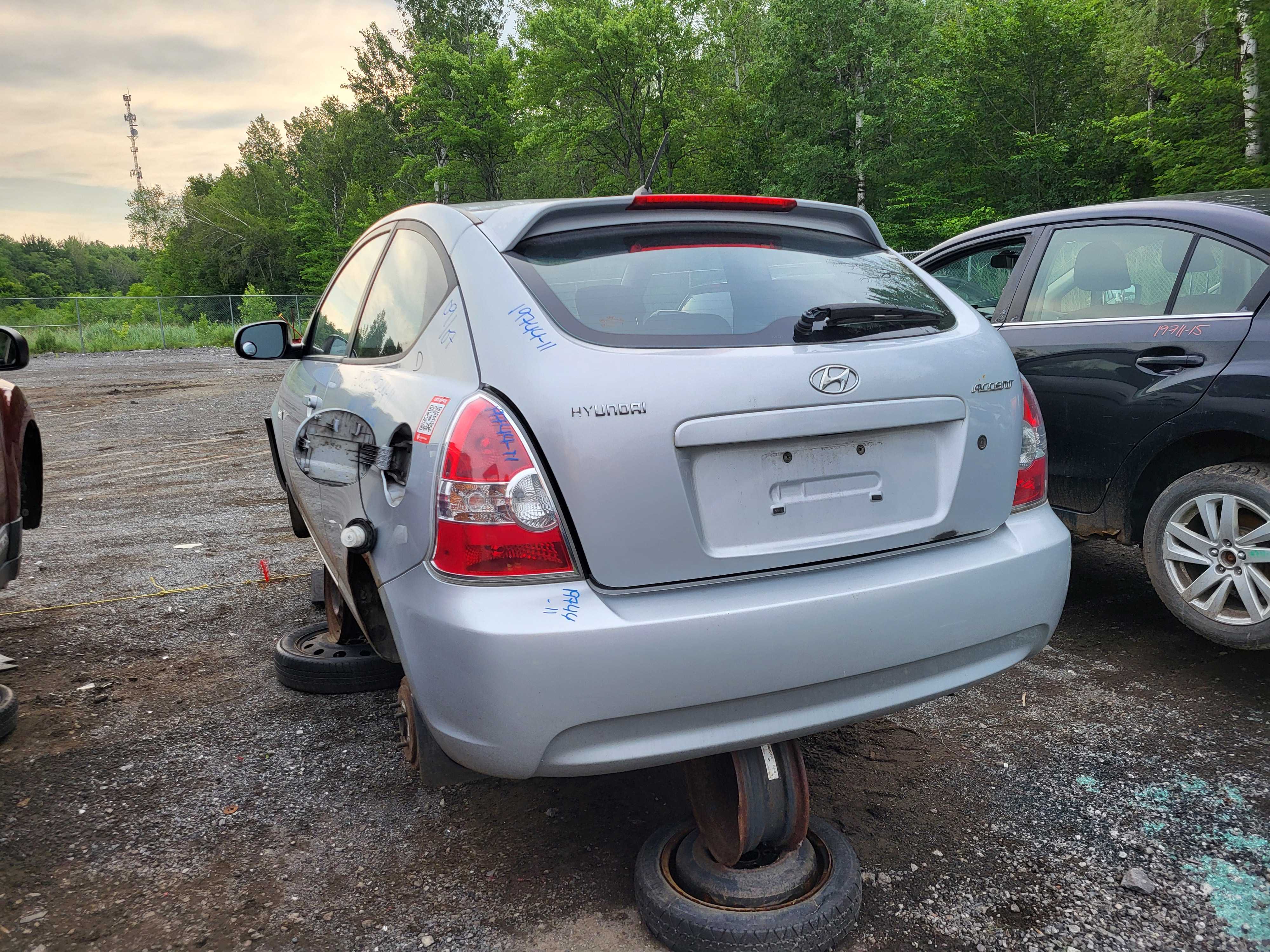 HYUNDAI ACCENT 2011