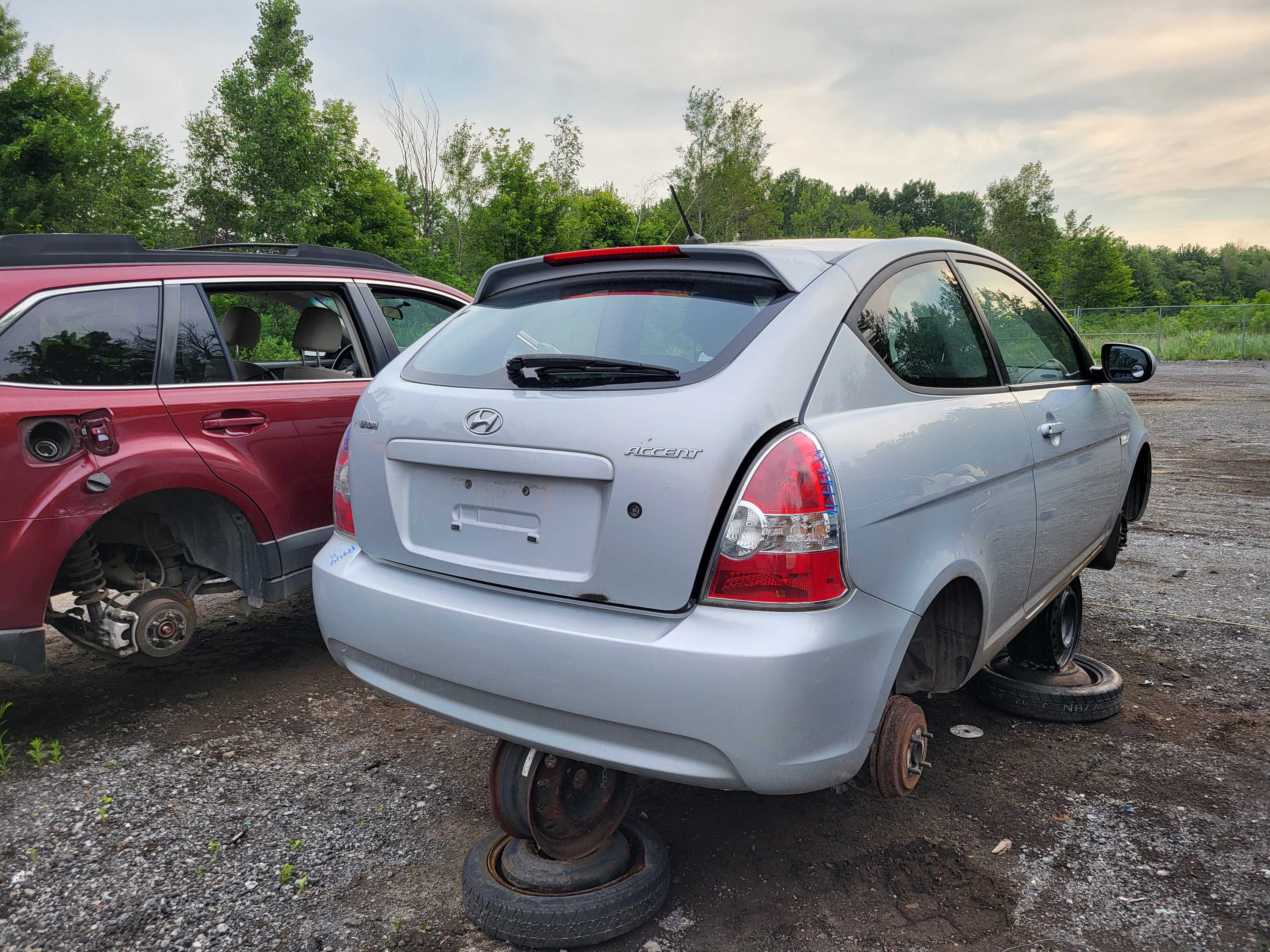 HYUNDAI ACCENT 2011