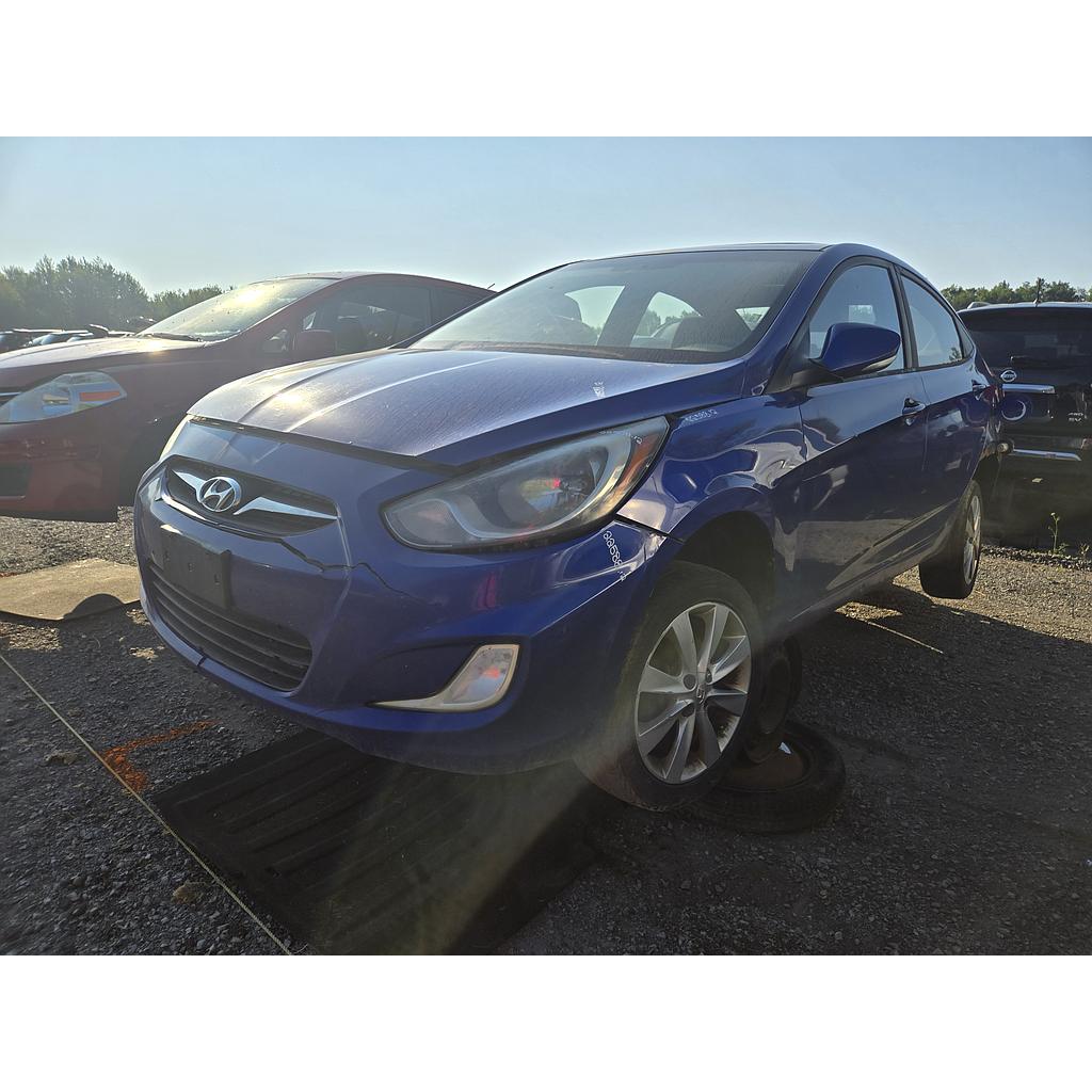 HYUNDAI ACCENT 2012