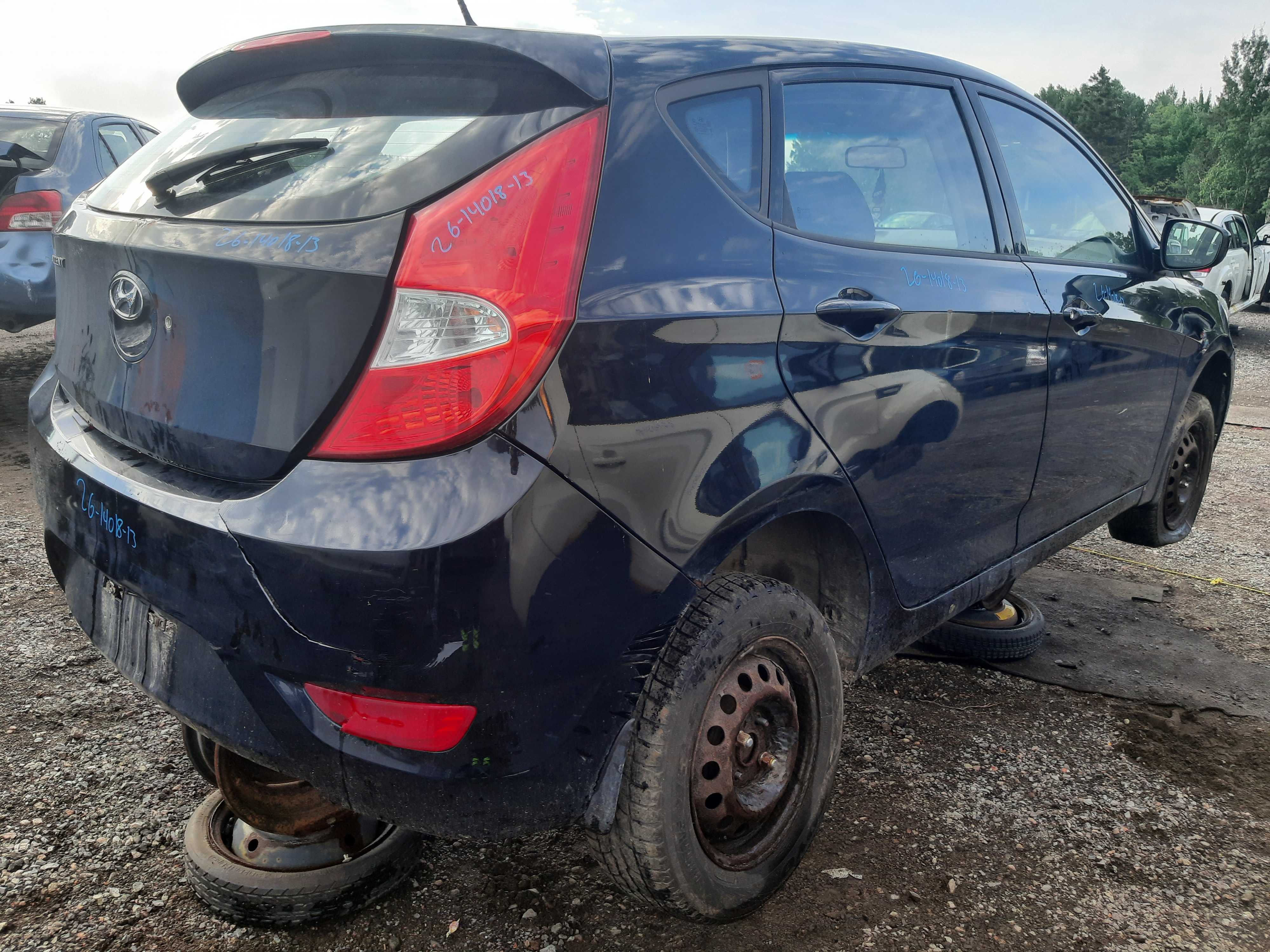 HYUNDAI ACCENT 2013
