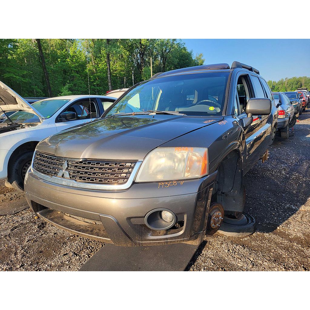 MITSUBISHI ENDEAVOR 2011