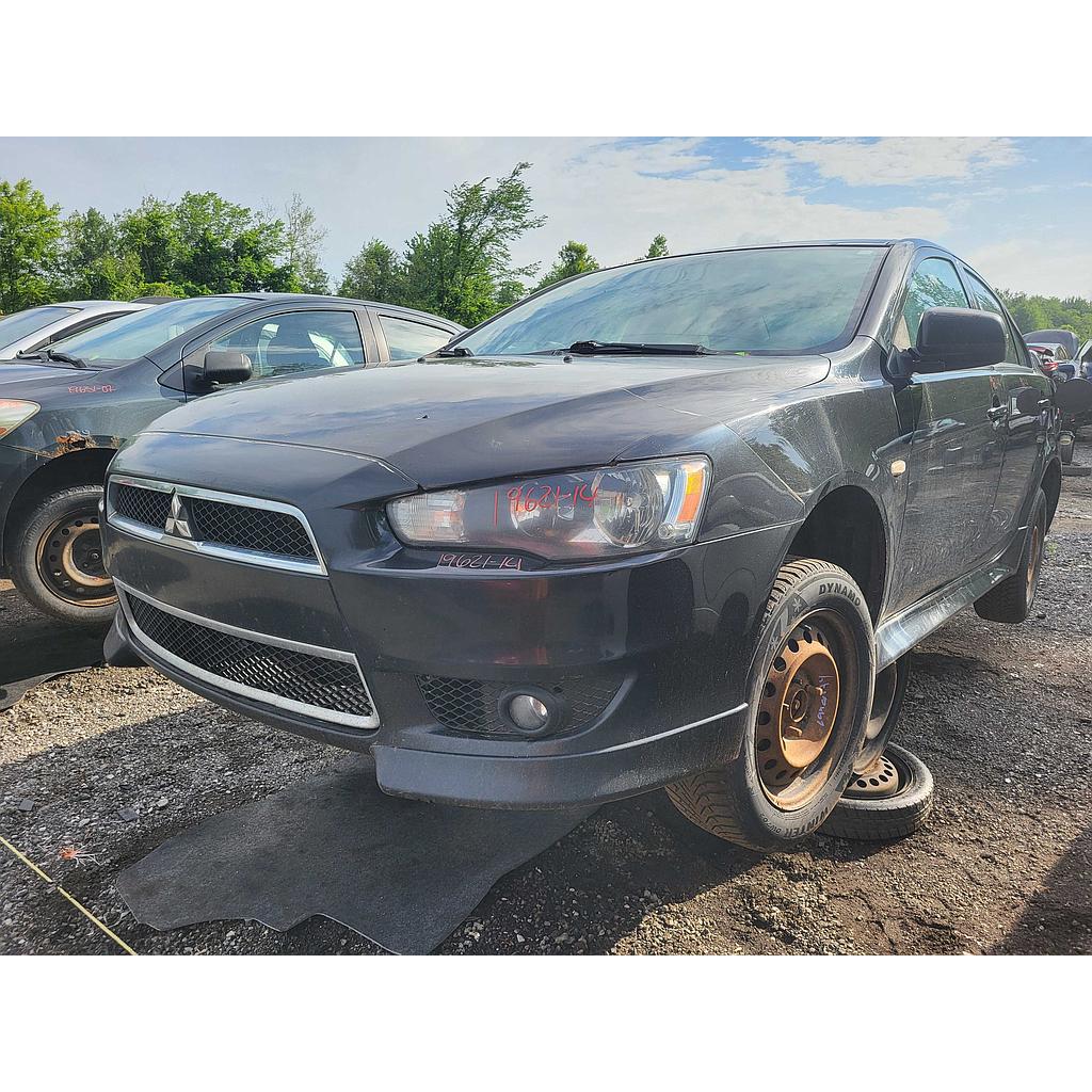 MITSUBISHI LANCER 2014