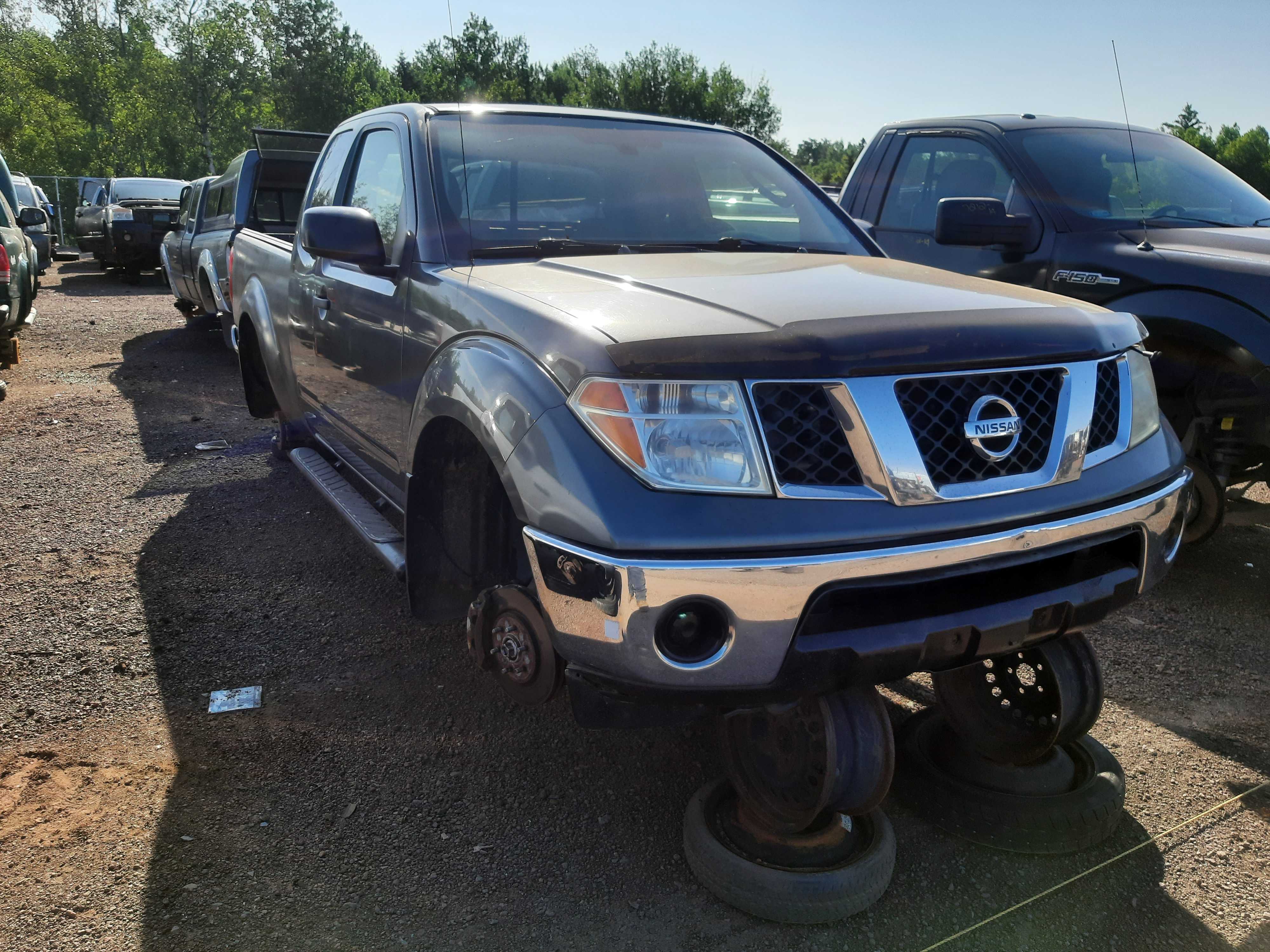 NISSAN FRONTIER 2005