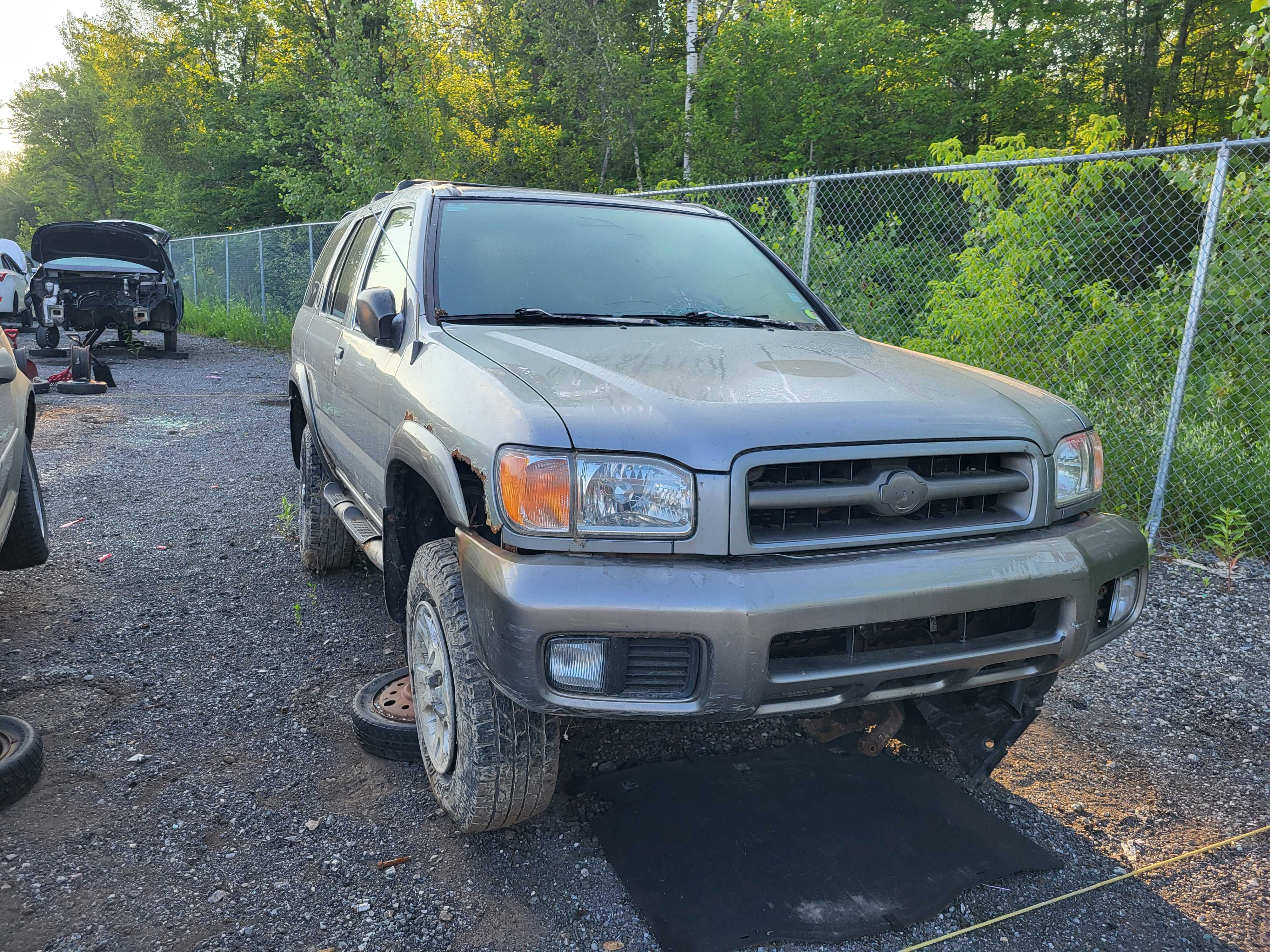 NISSAN PATHFINDER 1999