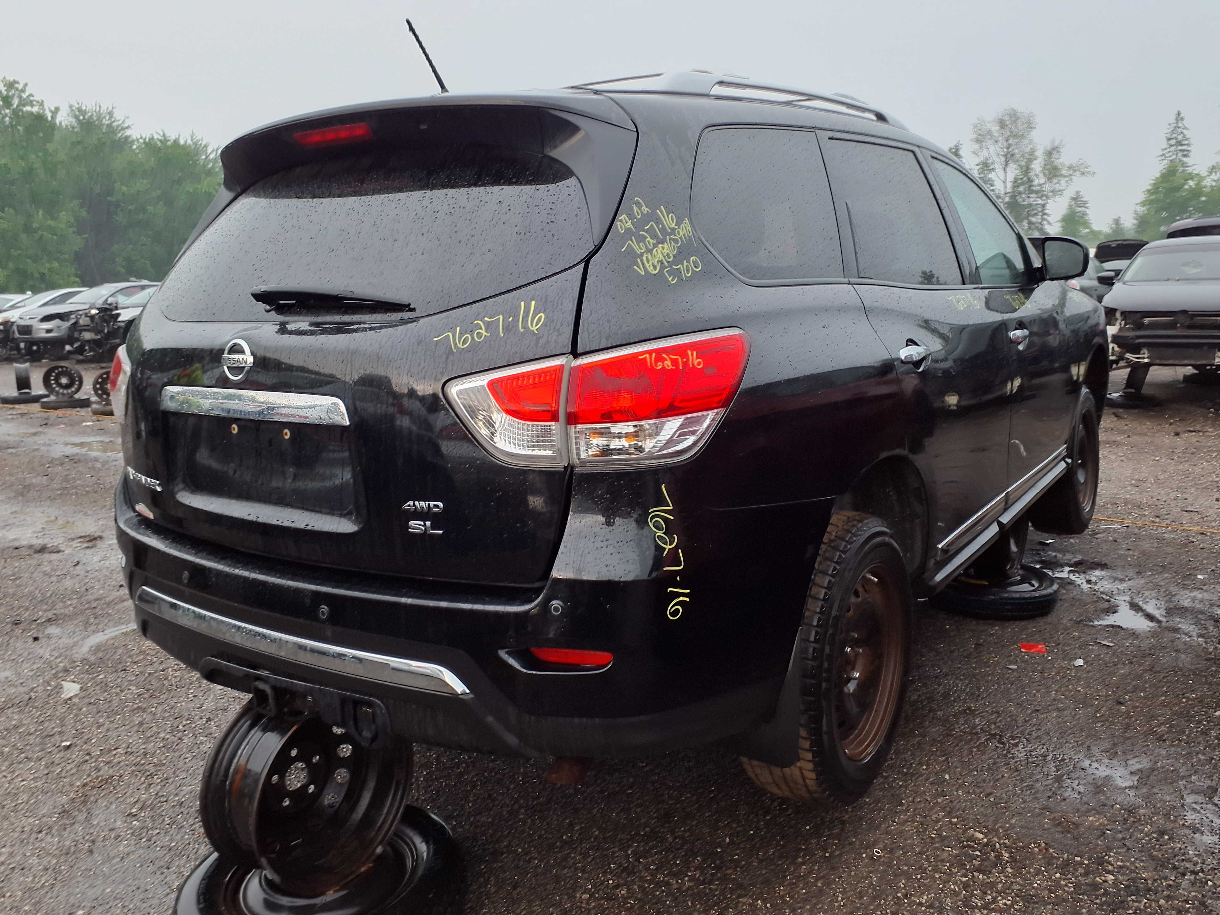 NISSAN PATHFINDER 2016