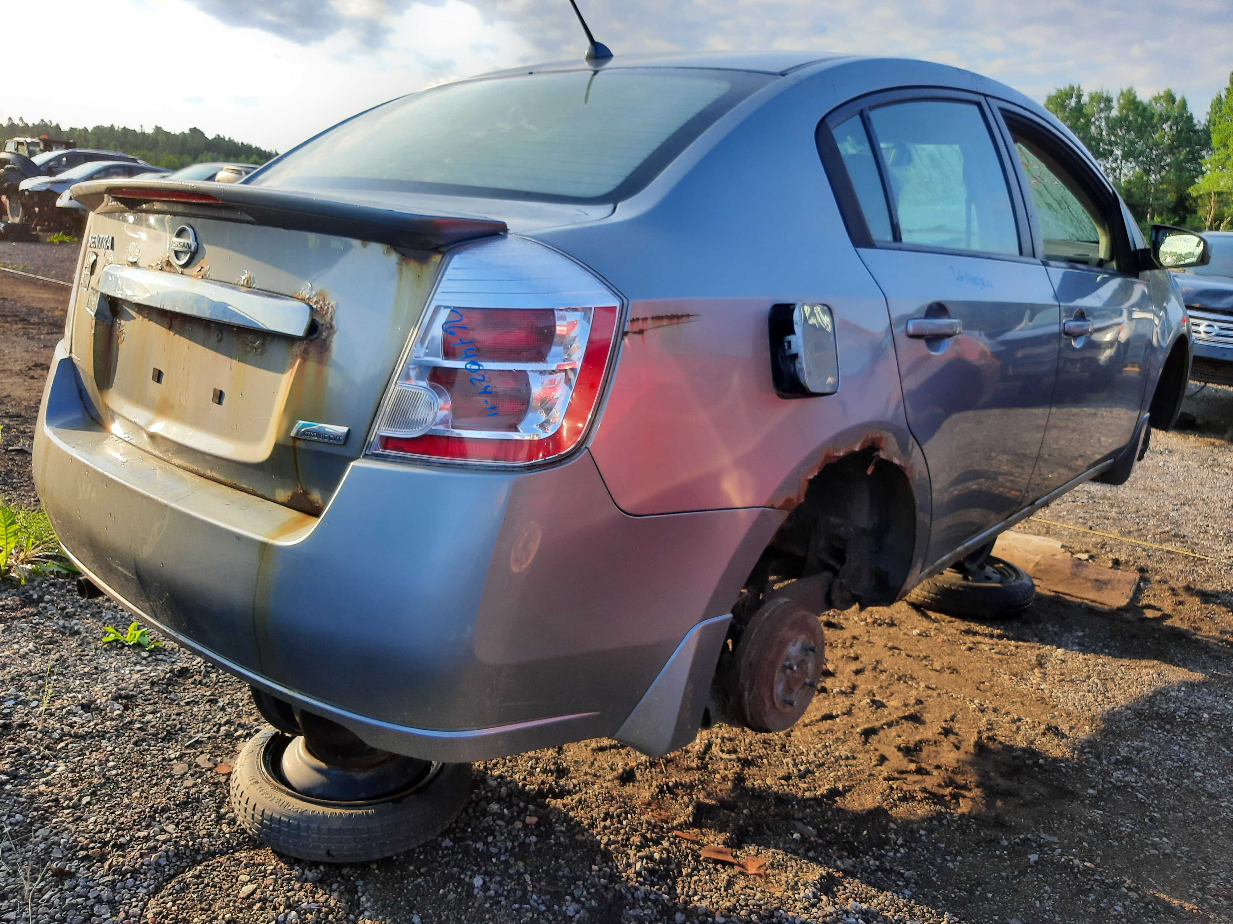 NISSAN SENTRA 2011
