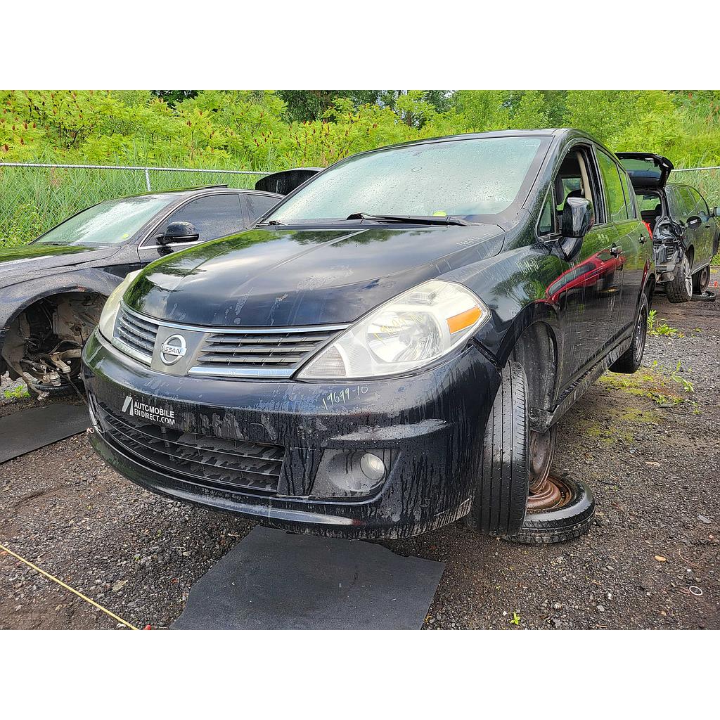 NISSAN VERSA 2010