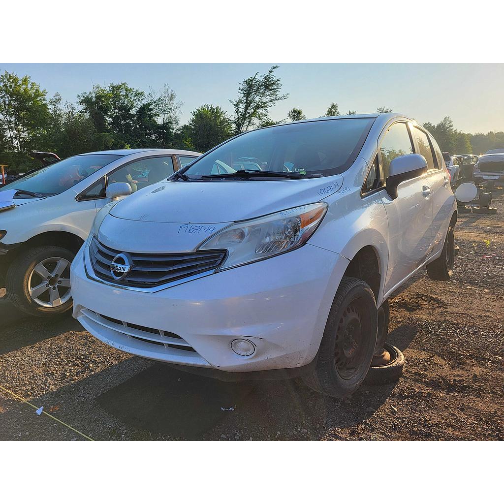 NISSAN VERSA 2014