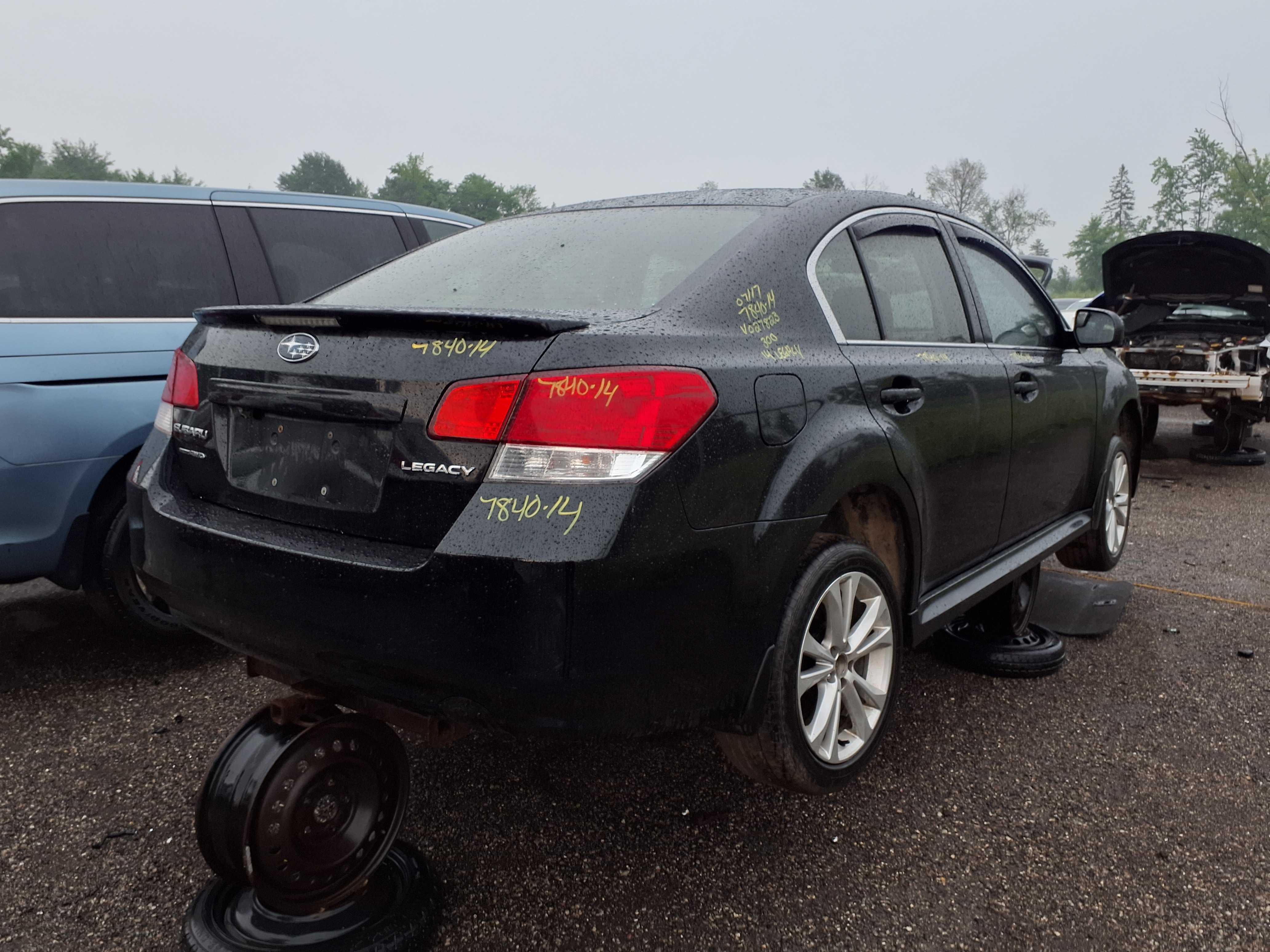 SUBARU LEGACY 2014