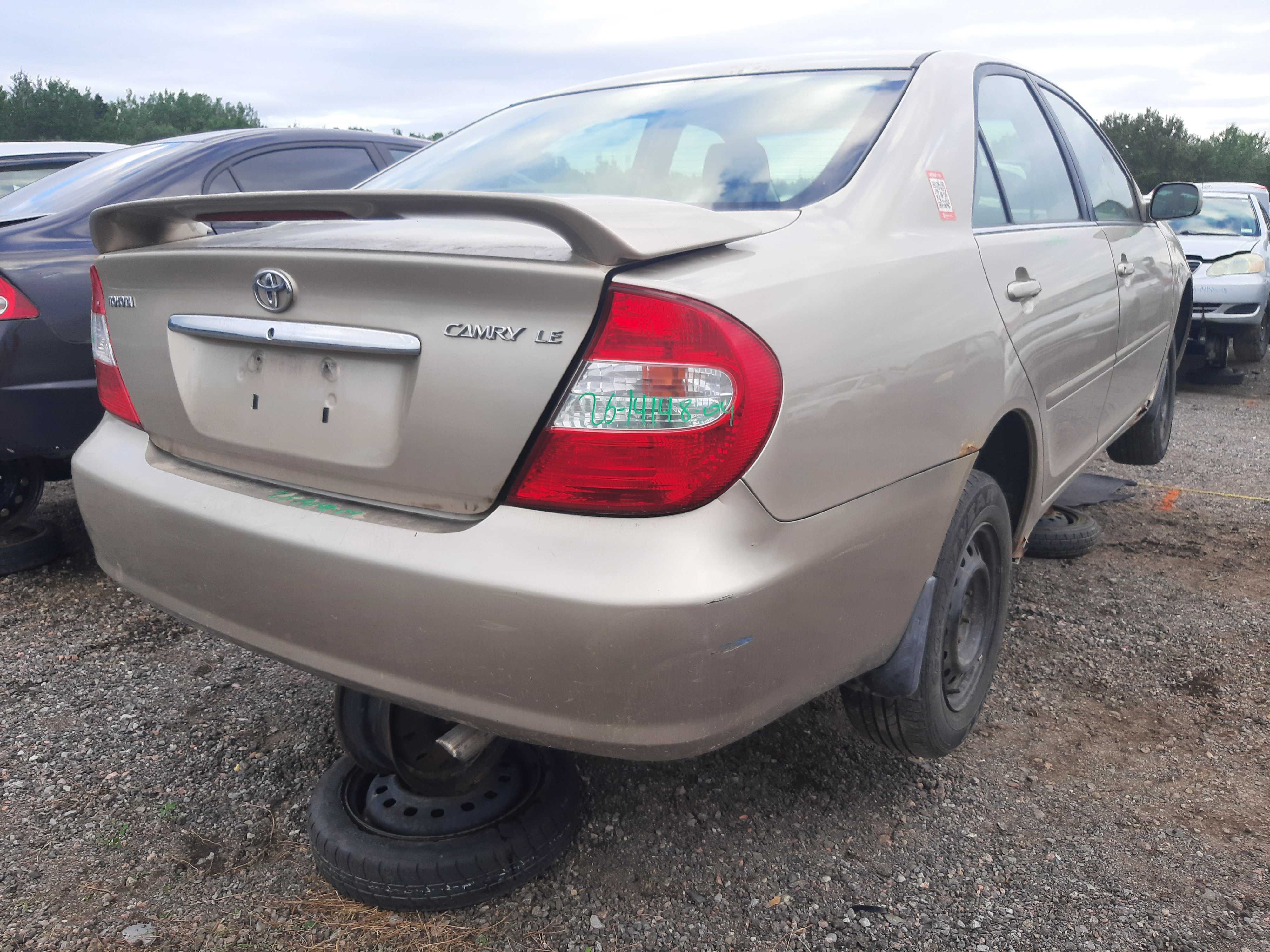 TOYOTA CAMRY 2004