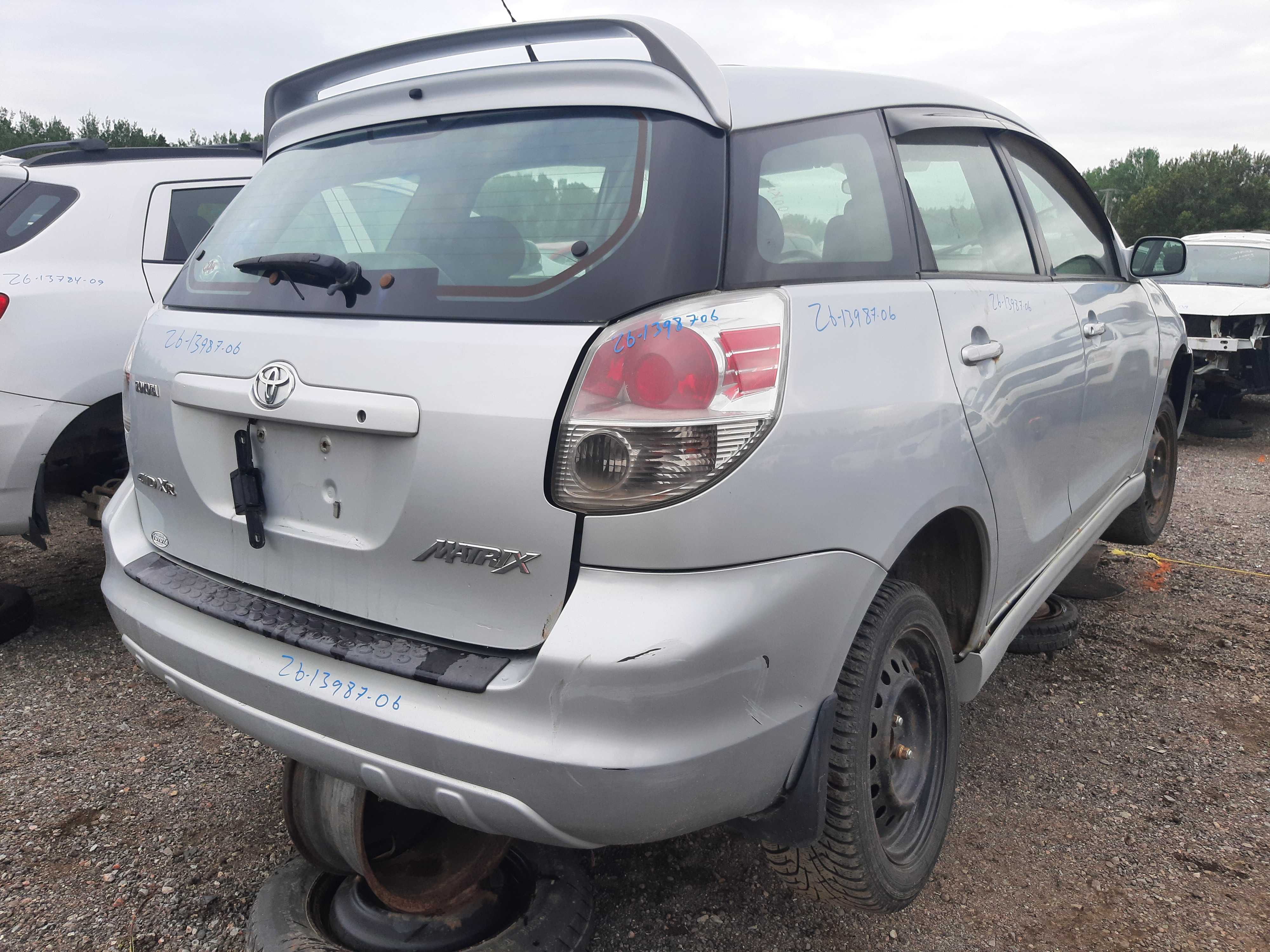TOYOTA MATRIX 2006