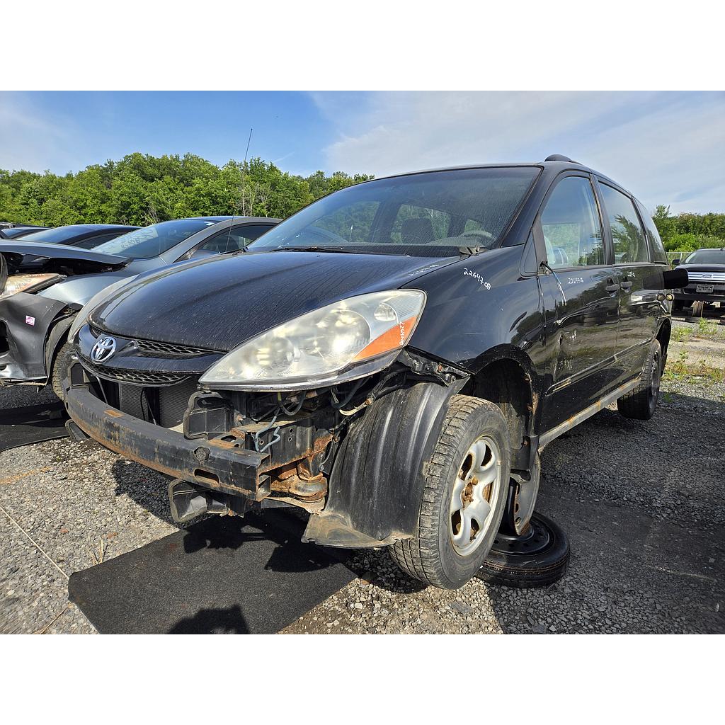TOYOTA SIENNA 2008