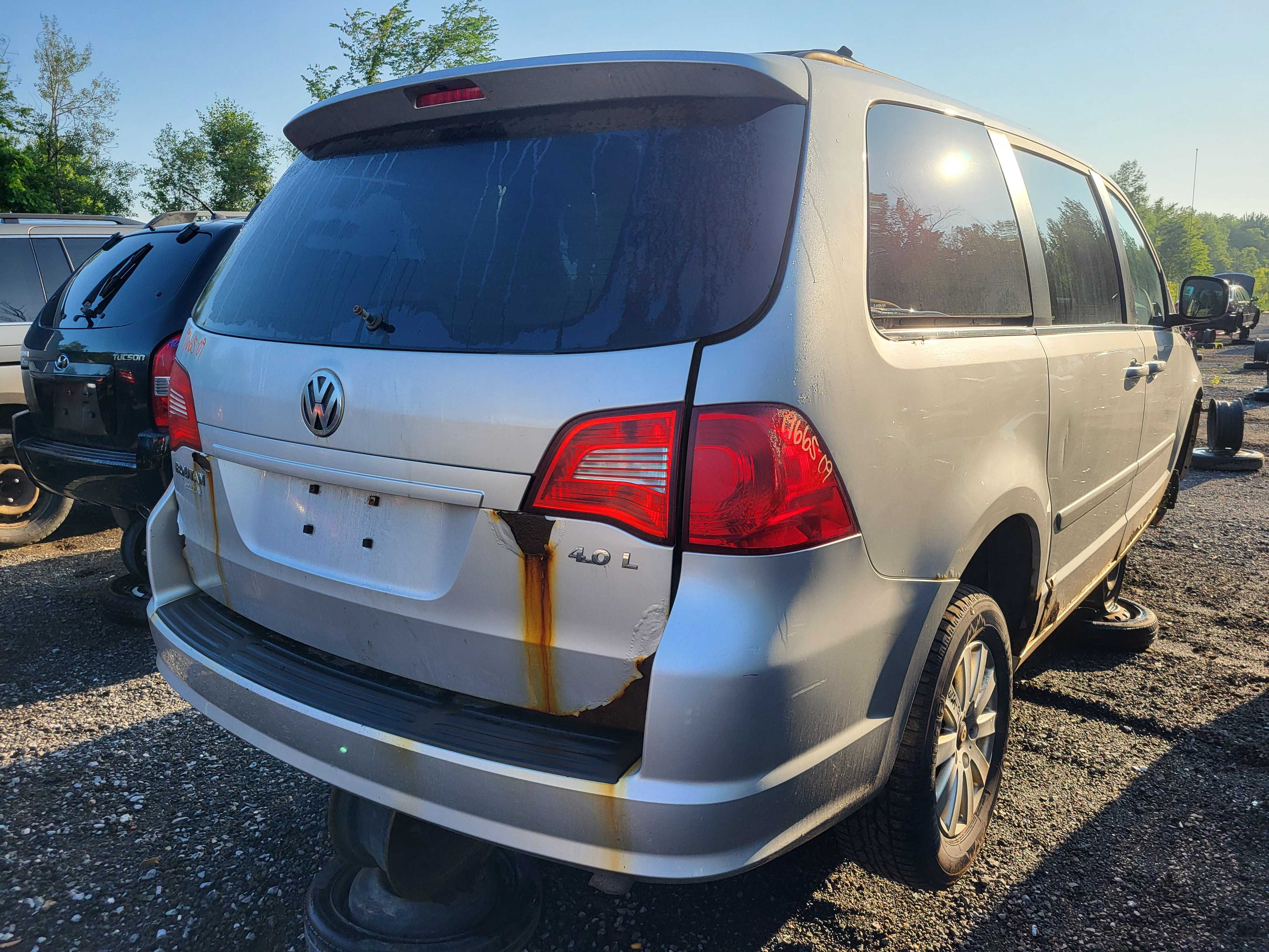 VOLKSWAGEN ROUTAN 2009