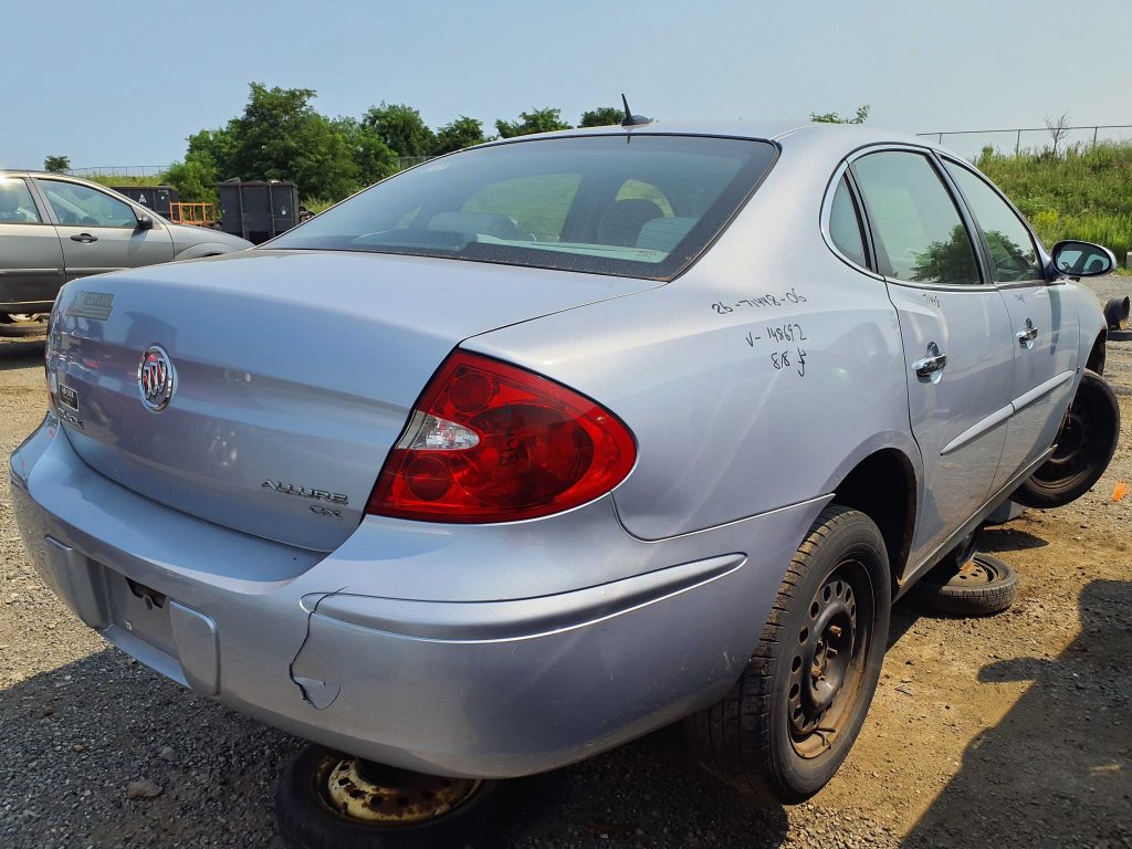 BUICK ALLURE 2006