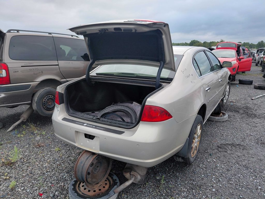 BUICK LUCERNE 2008